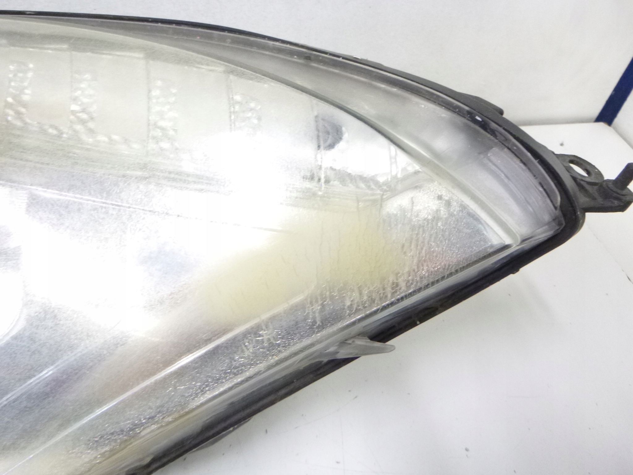 light front left Citroen C4 Picasso 2008r.