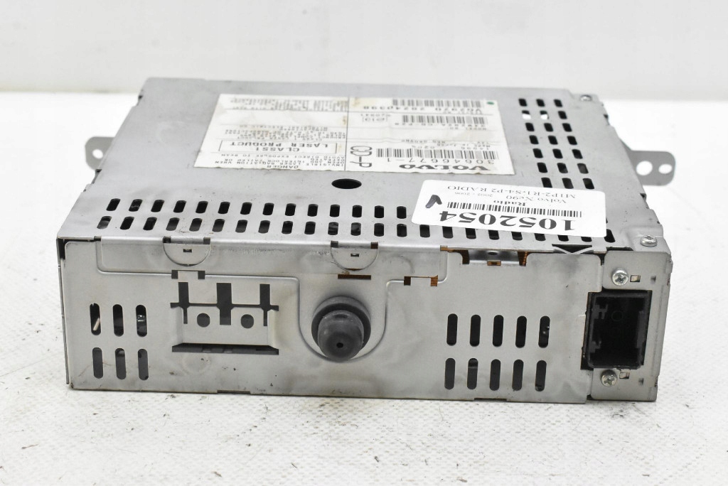 CD player CD 30646677 VOLVO XC90 1 and 02-06