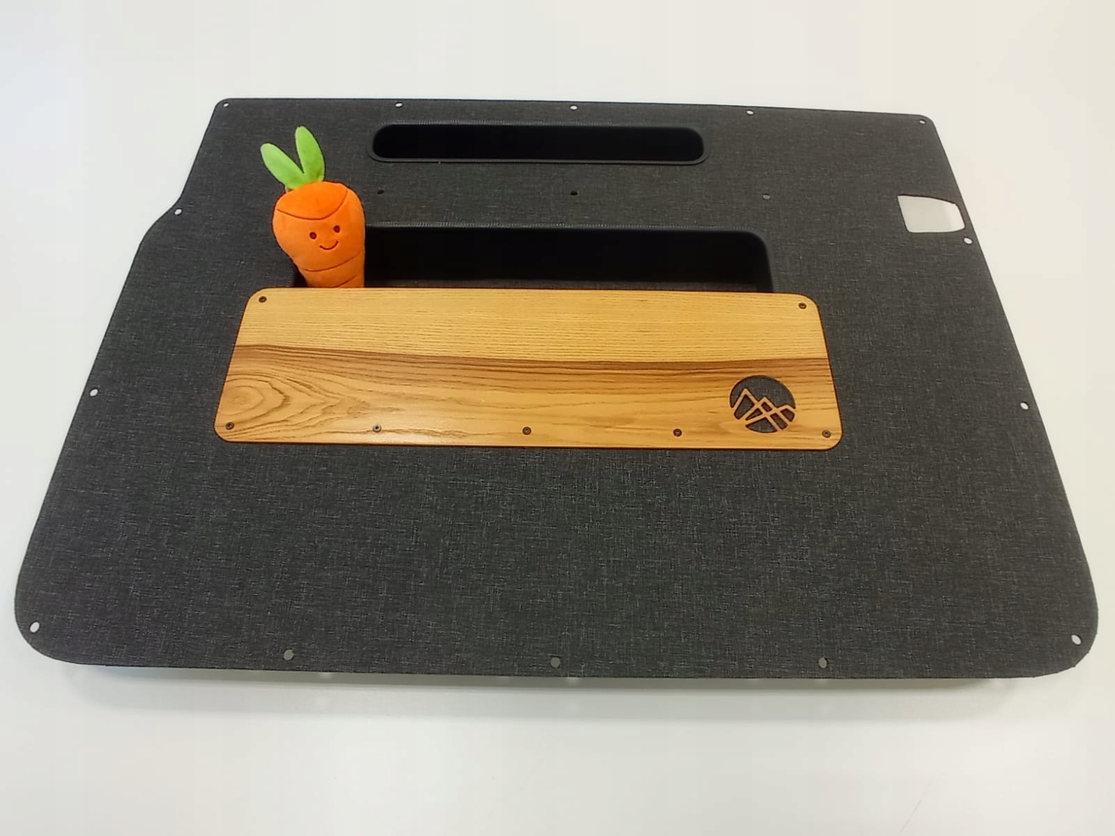 Panel tapicerowany do vana HATU AREA - (2-gi rząd, lewa strona) Volkswagen