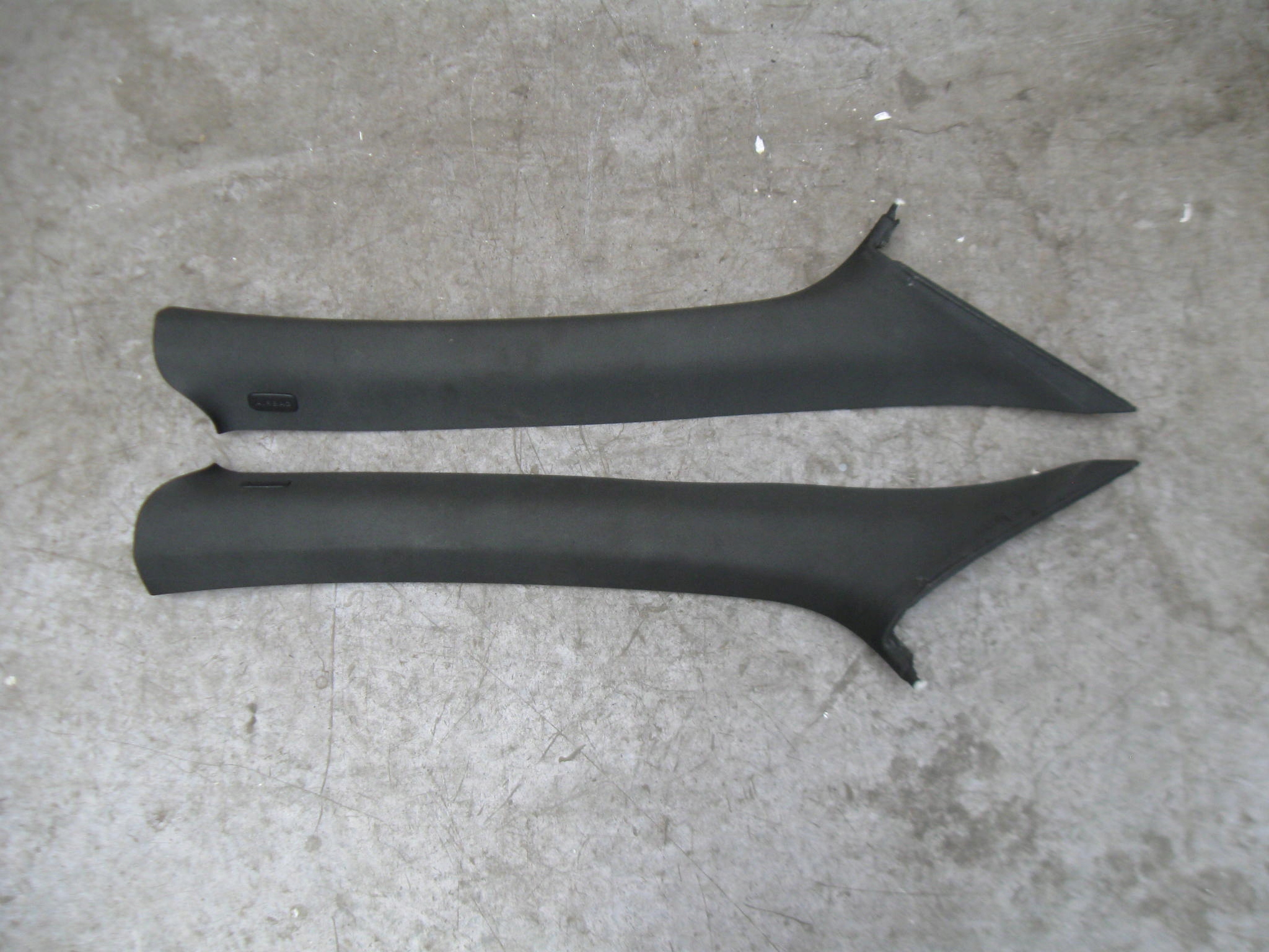 ЧАСТИНА ЗАХИСТ СТОЙКИ ПЕРЕД AUDI Q7l0 S LINE