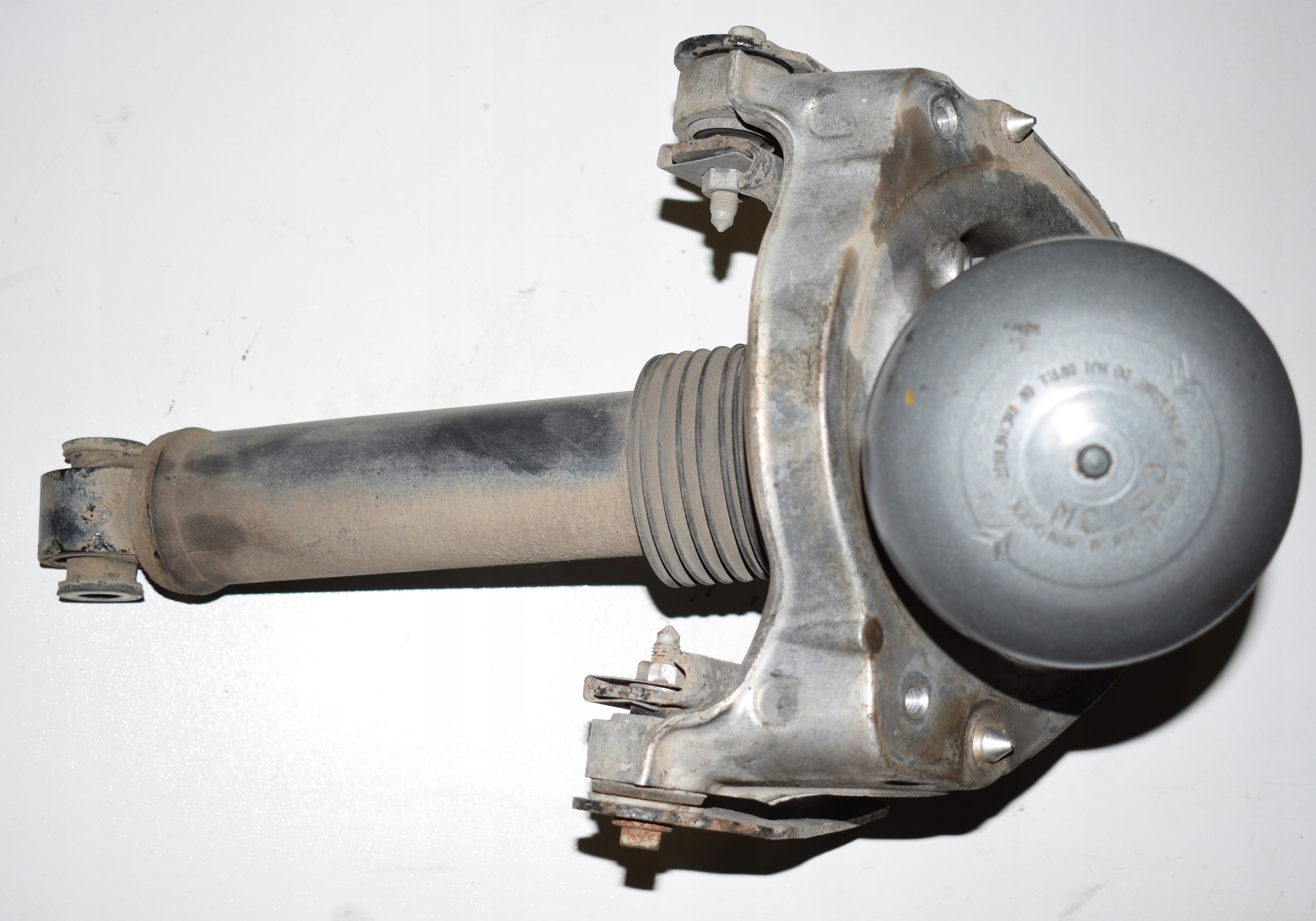 9674996780 2 - CITROEN C5 III X7 амортизатор передний левый HYDRO