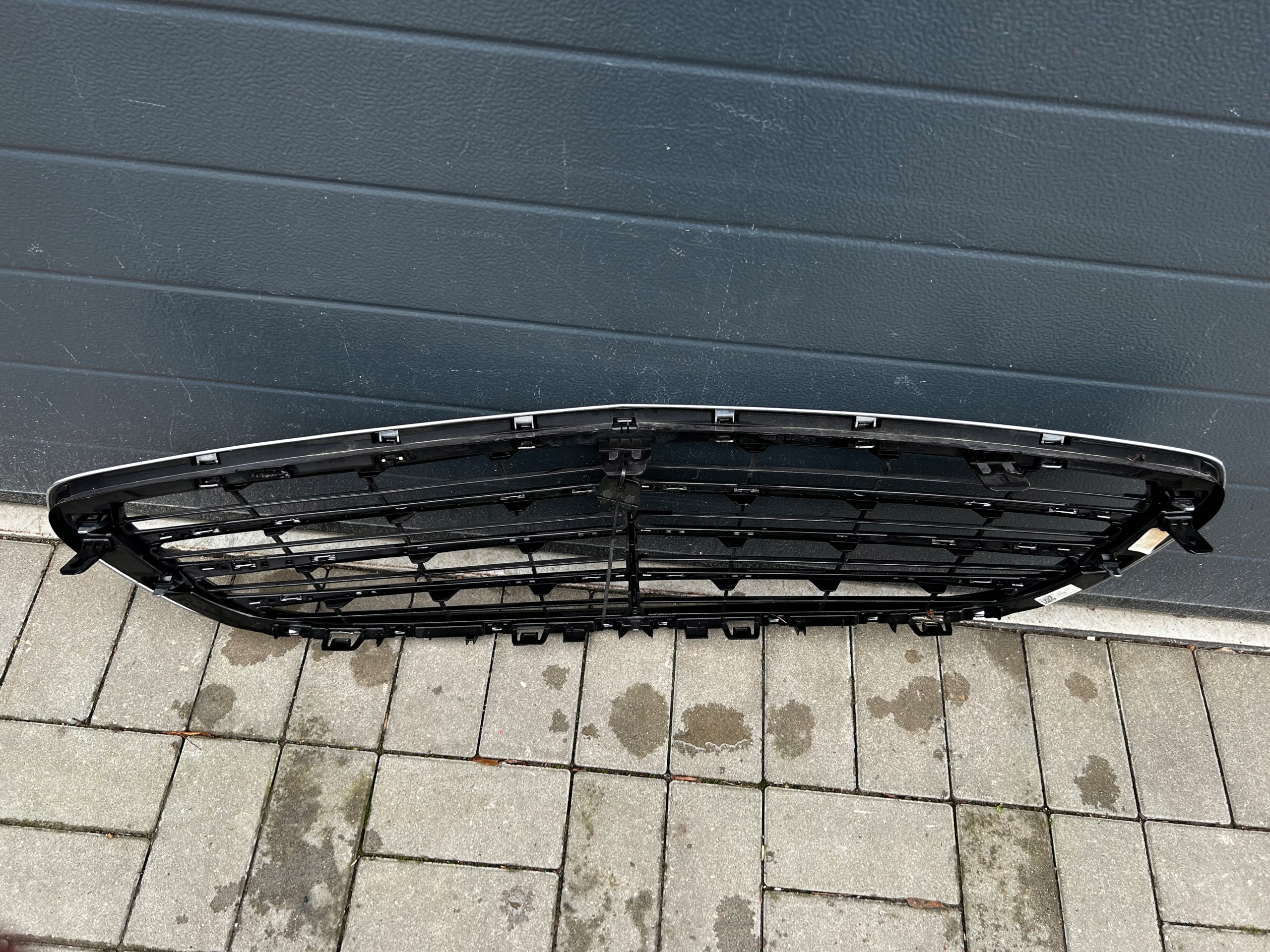 Mercedes C W205 14- grill grille front front