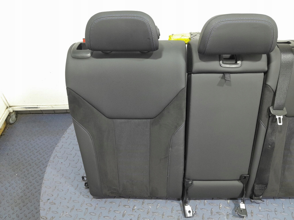 BMW 4 G26 GRAN Купе кресла диван зад