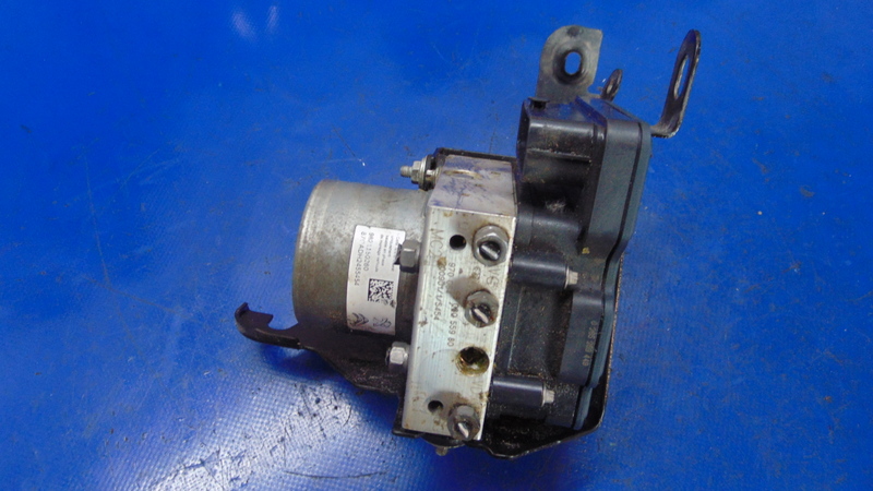 pump ABS brake 9821150280 OPEL VIVARO C JUMPY EXPERT III PROACE