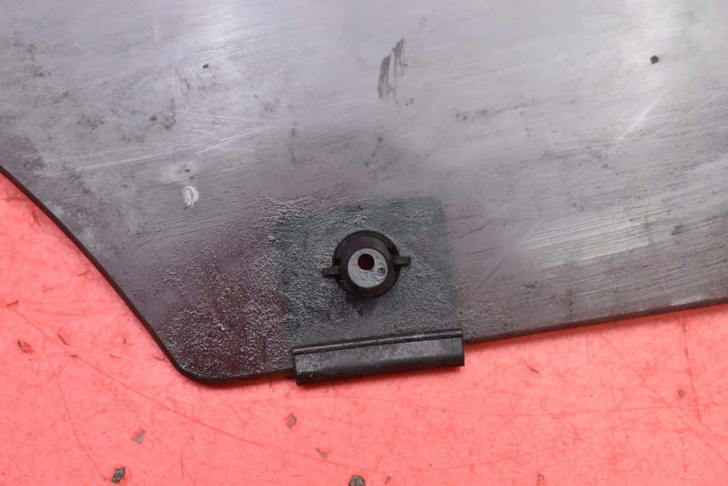 window side right rear part rear RENAULT CAPTUR 1 and 13-17