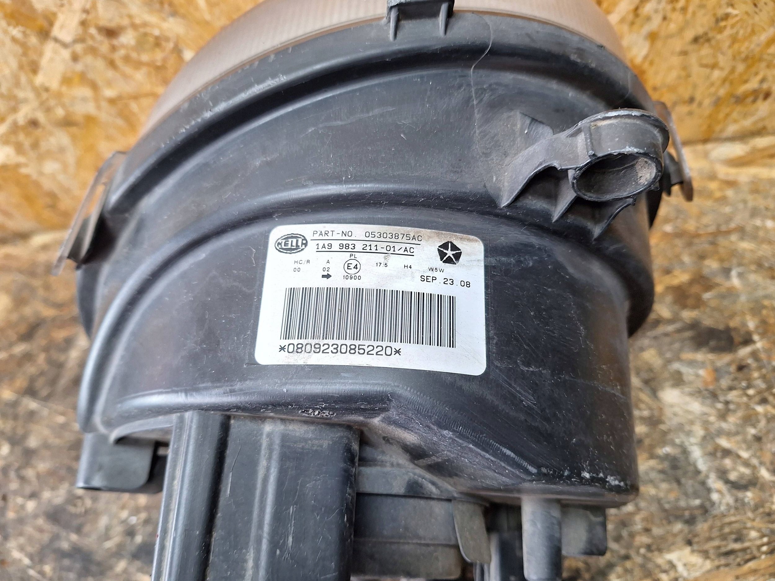 light left front JEEP COMPASS and 06-11 EUROPA 05303875AC