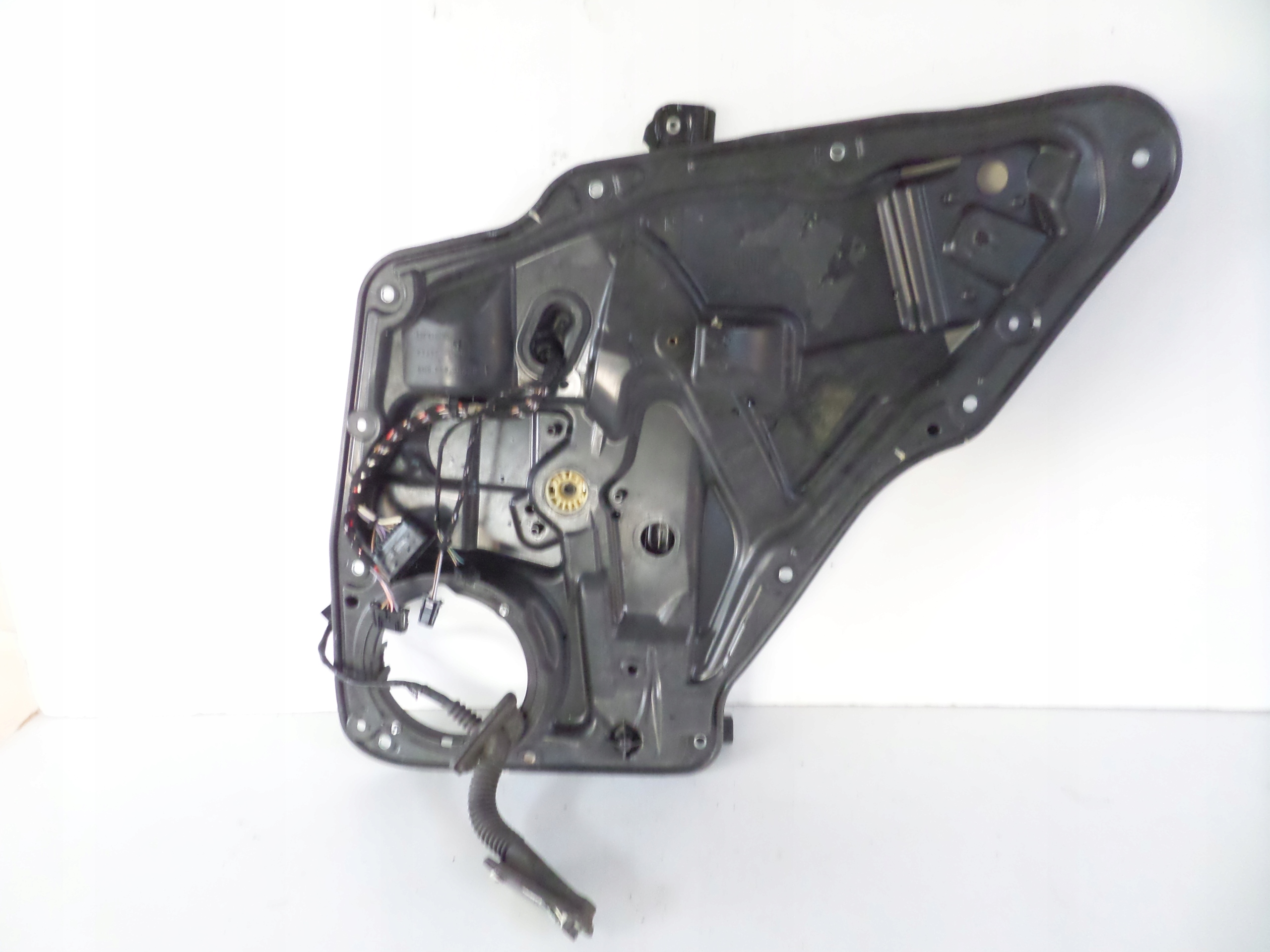window regulator rear part right VW TIGUAN 07