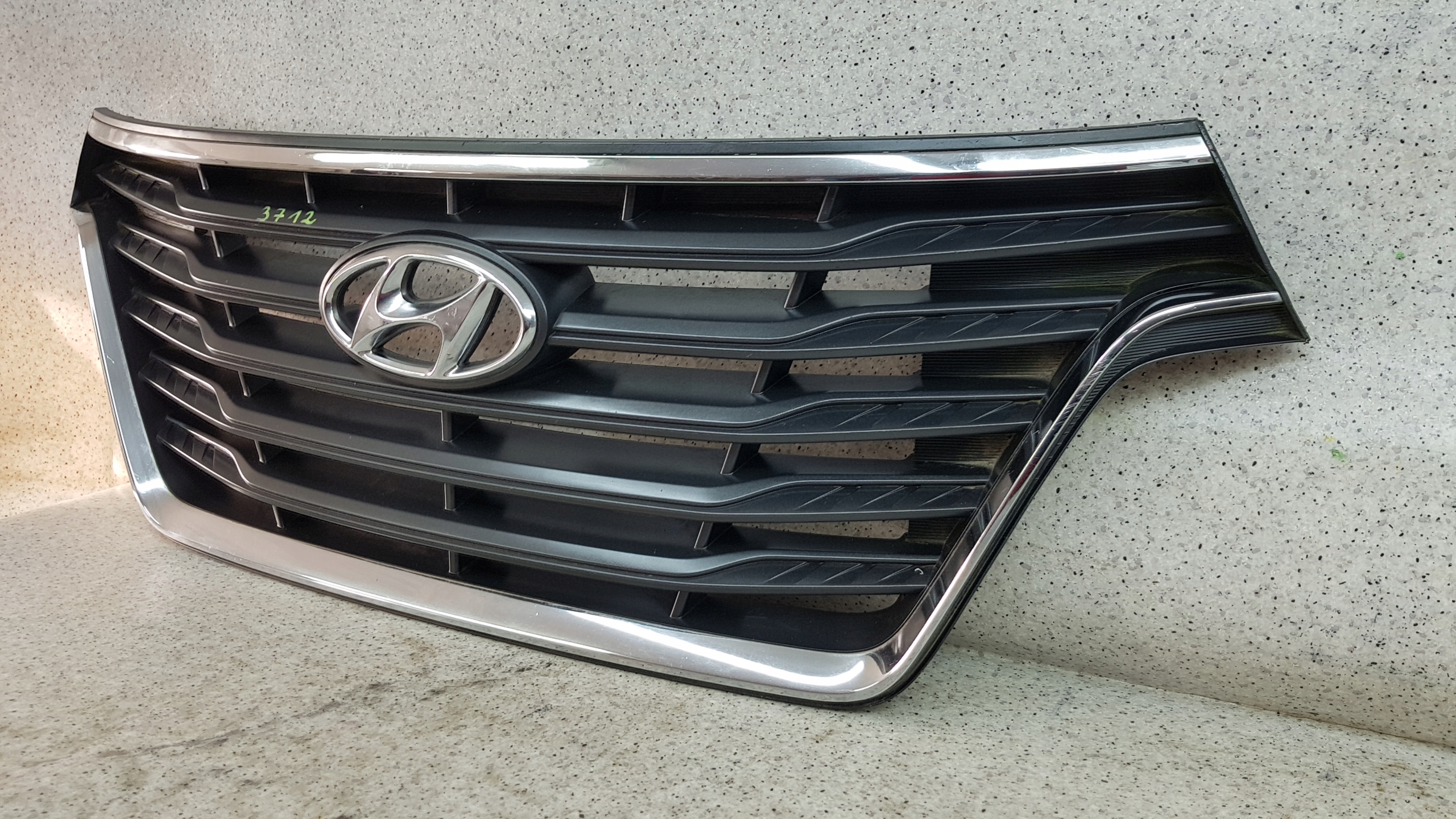 HYUNDAI H1 STAREX LIFT 2017 - front PREKLADgrill bumper front 3712