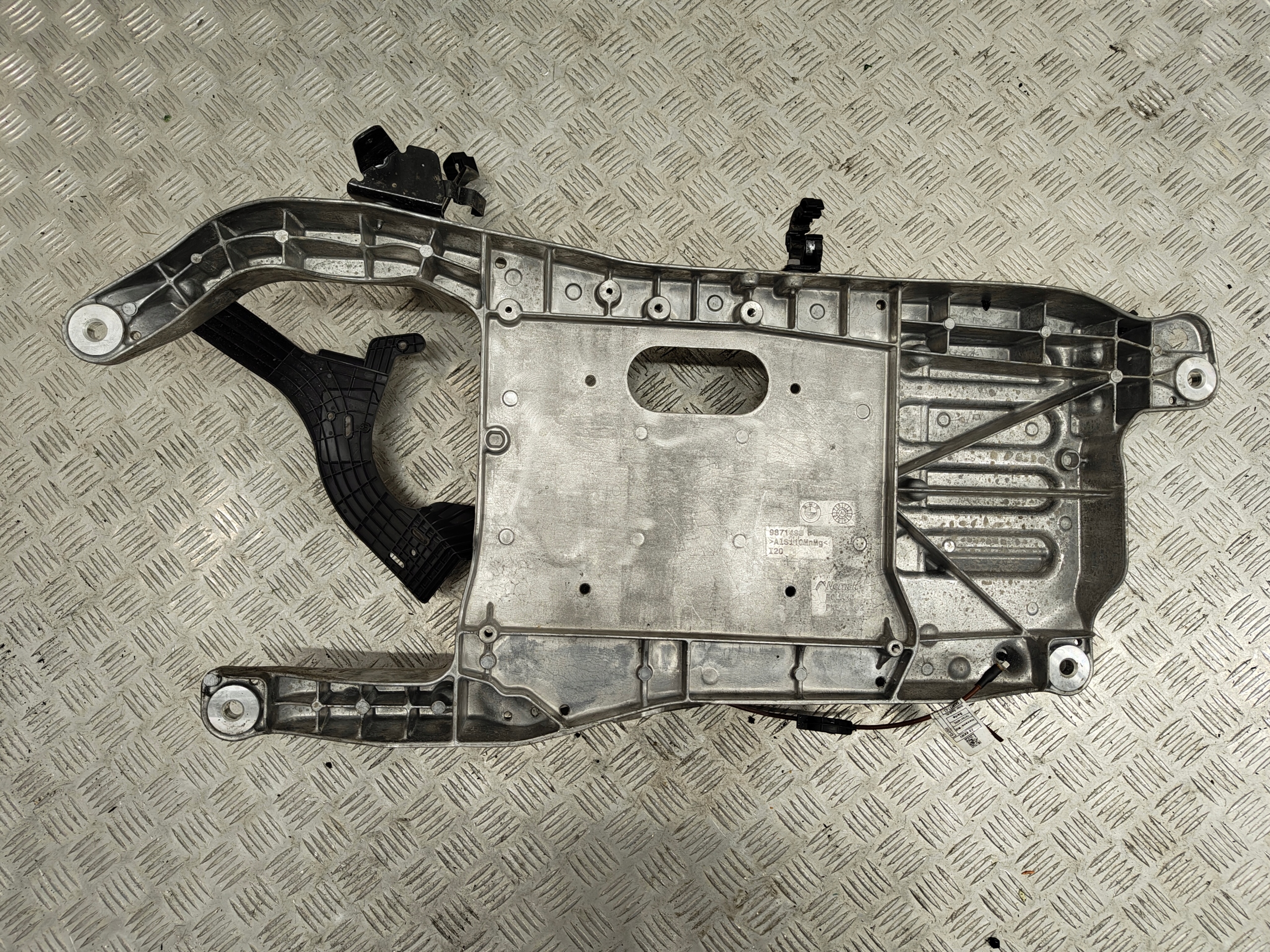 BMW IX I20 STAFFA MOTORE 9871498