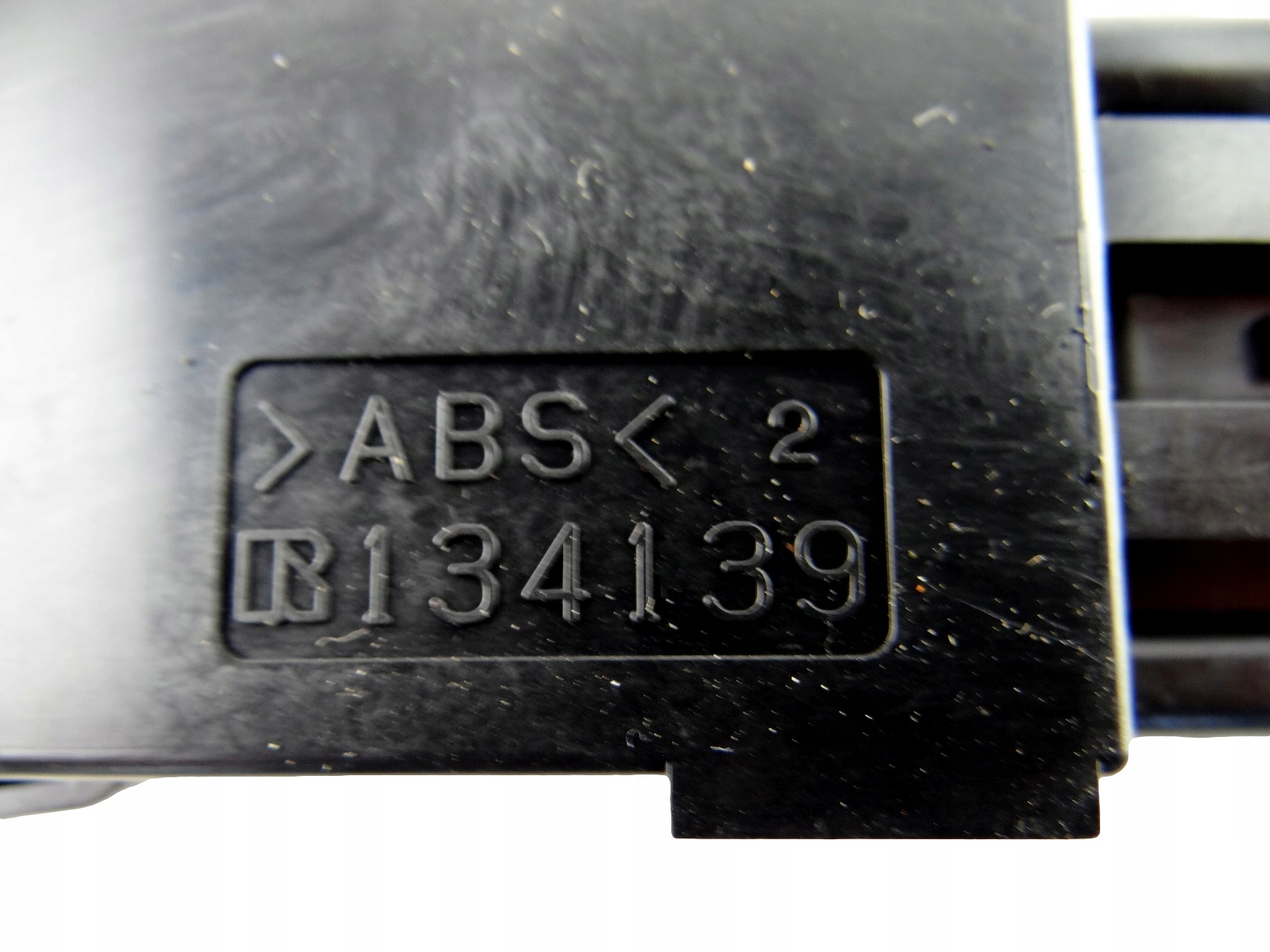 switch control of the lights MAZDA 6 134139