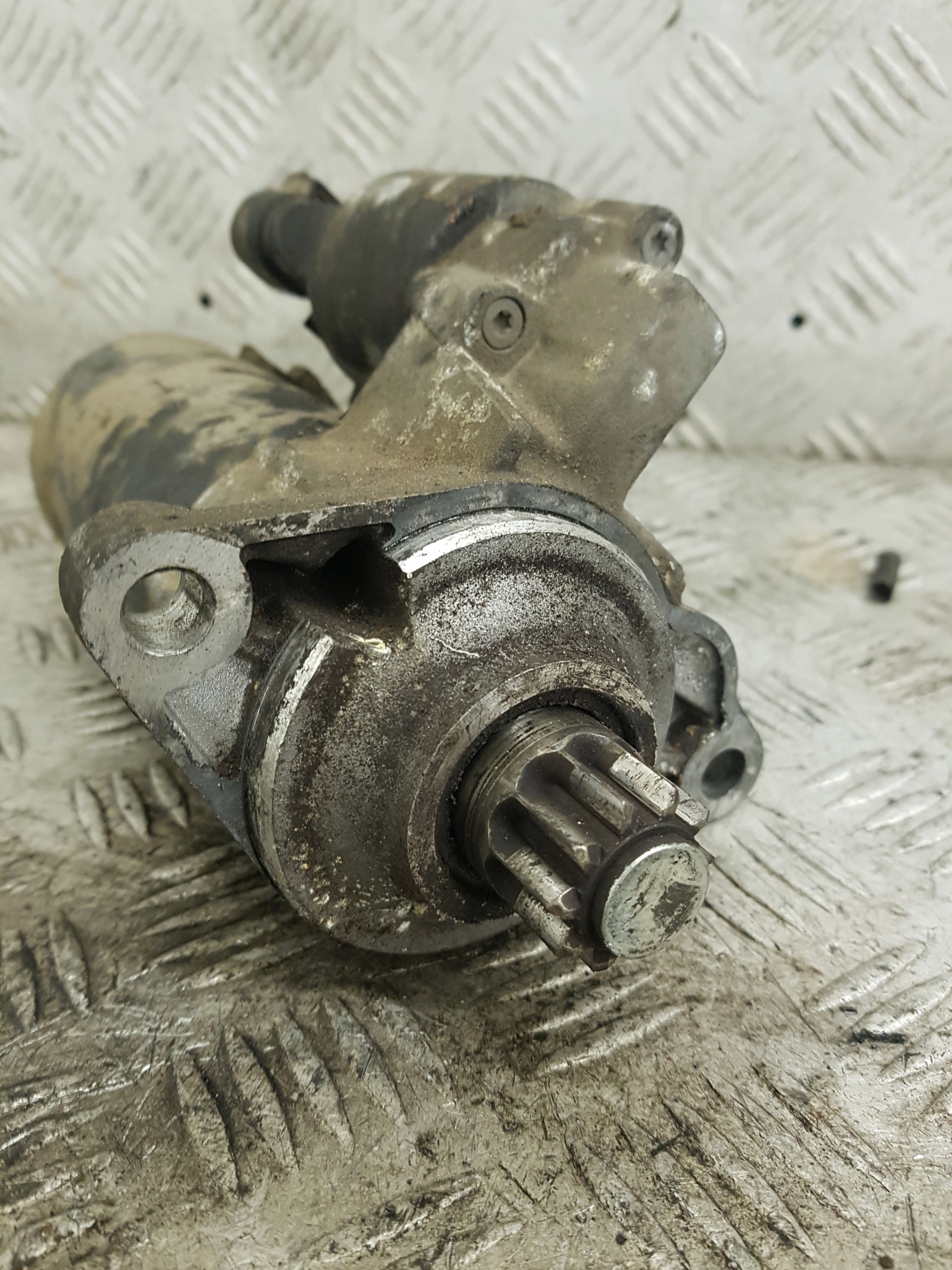 starter VOLKSWAGEN PASSAT B6 2.0 TDI