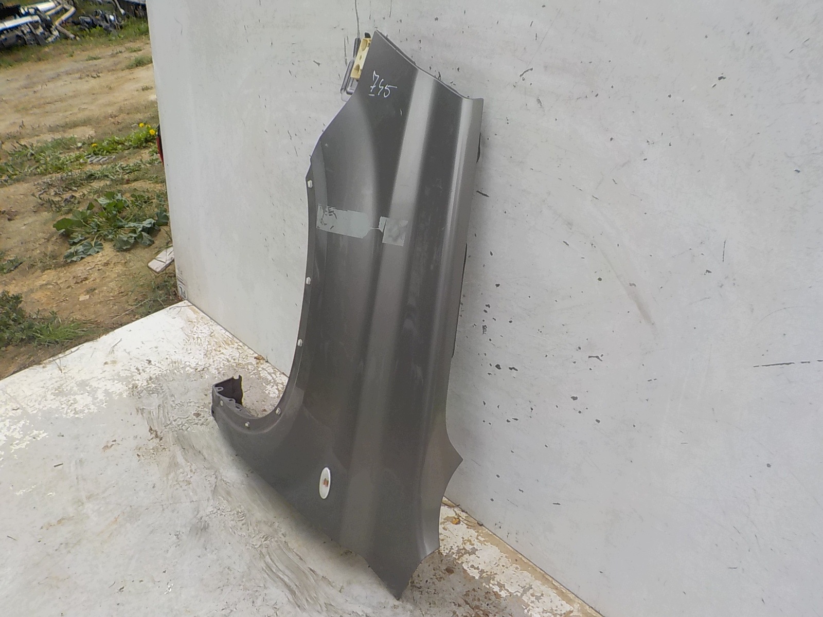745 NISSAN X-TRAIL T31 fender left front front