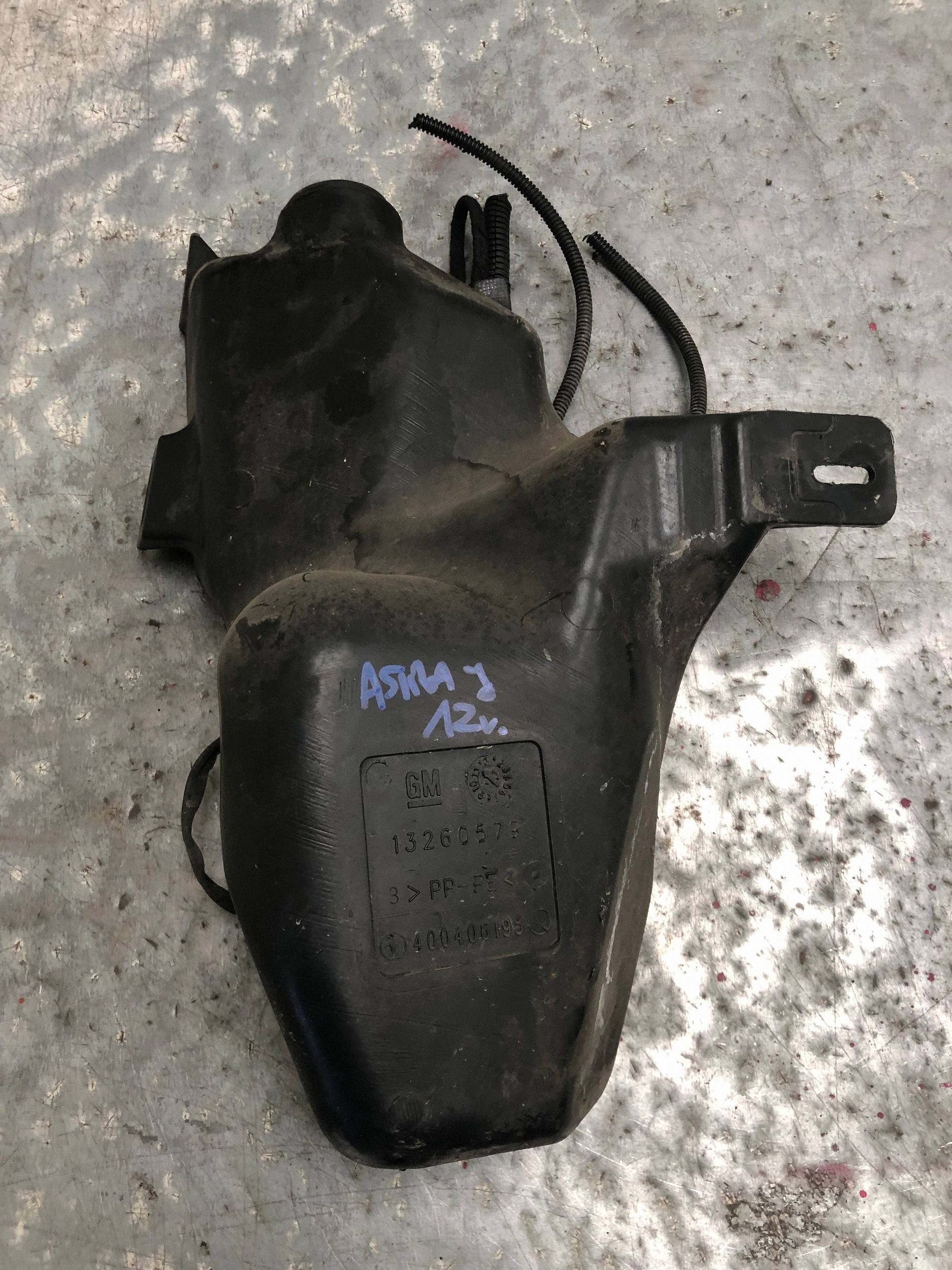 washer fluid tank OPEL ASTRA J 13260579