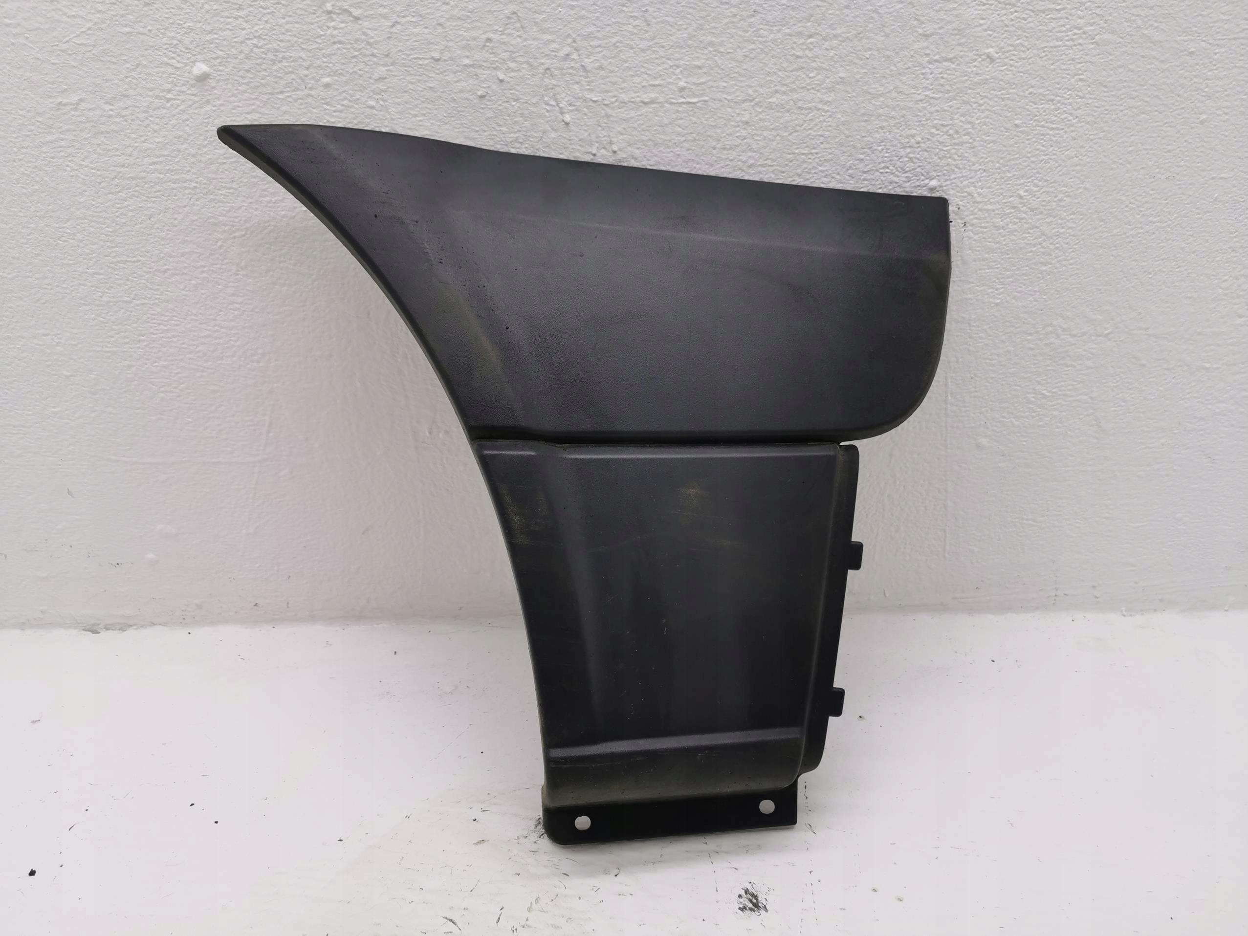 moulding left rear part MERCEDES SPRINTER W906 A9066901162