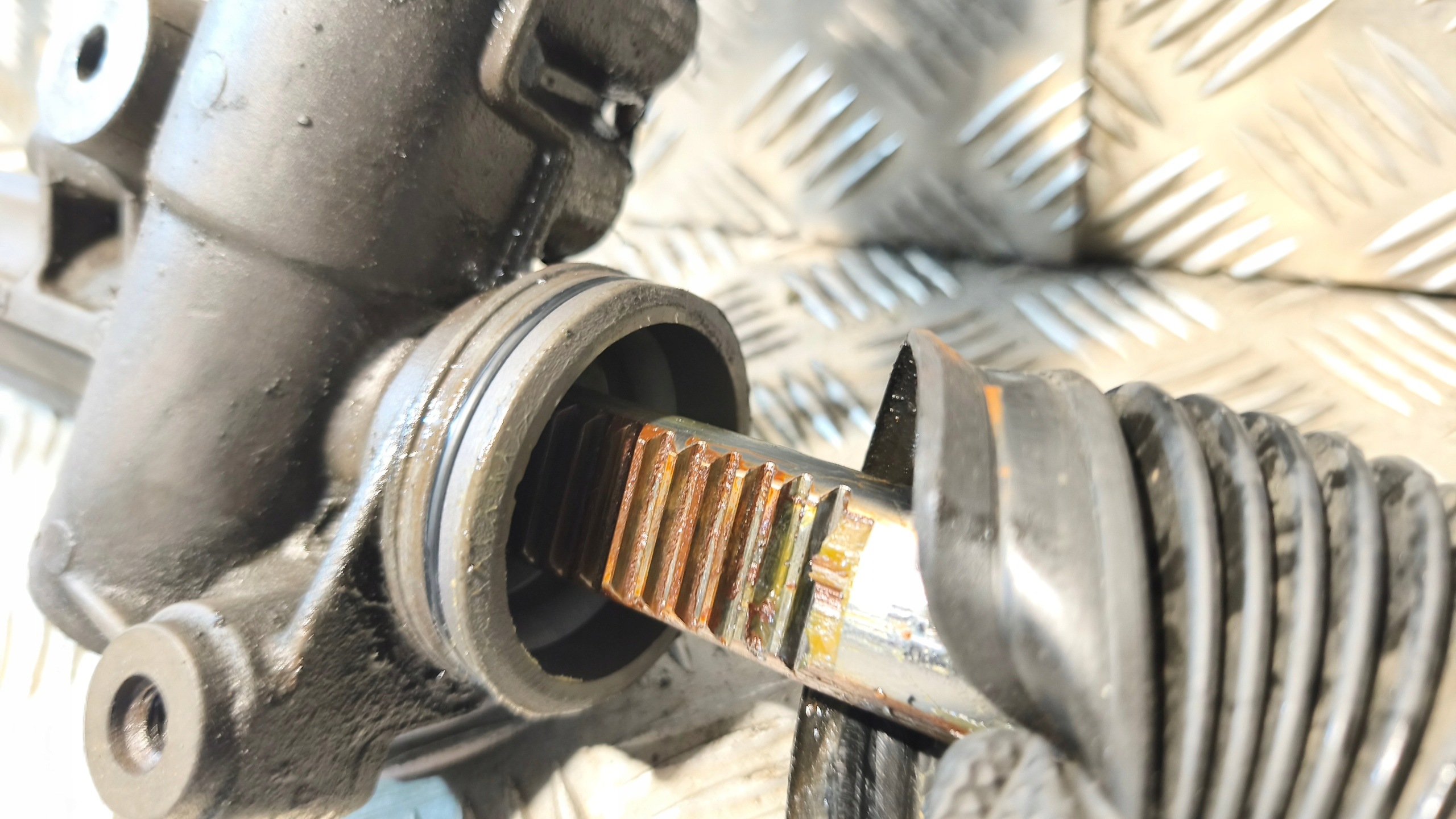 crémaillère direction assistée direction AUDI A4 B7 2.0TDI 8E1422_105C