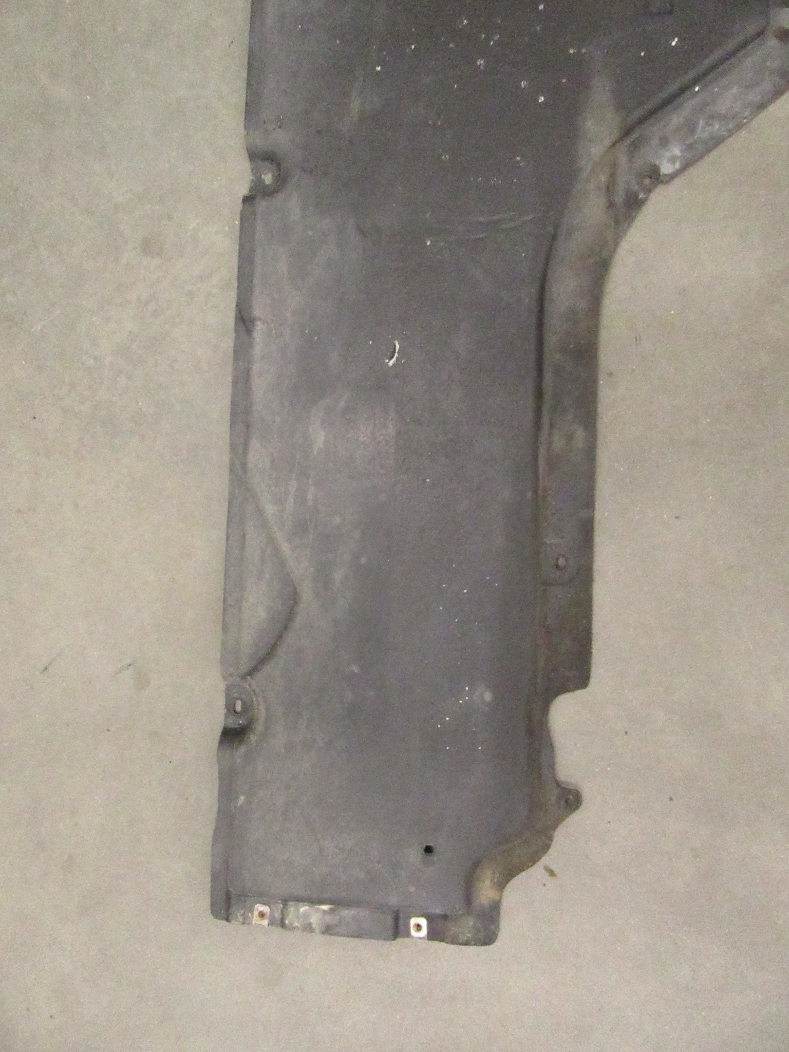 cover lower chassis left BMW e60 e61 sedan KOMBI