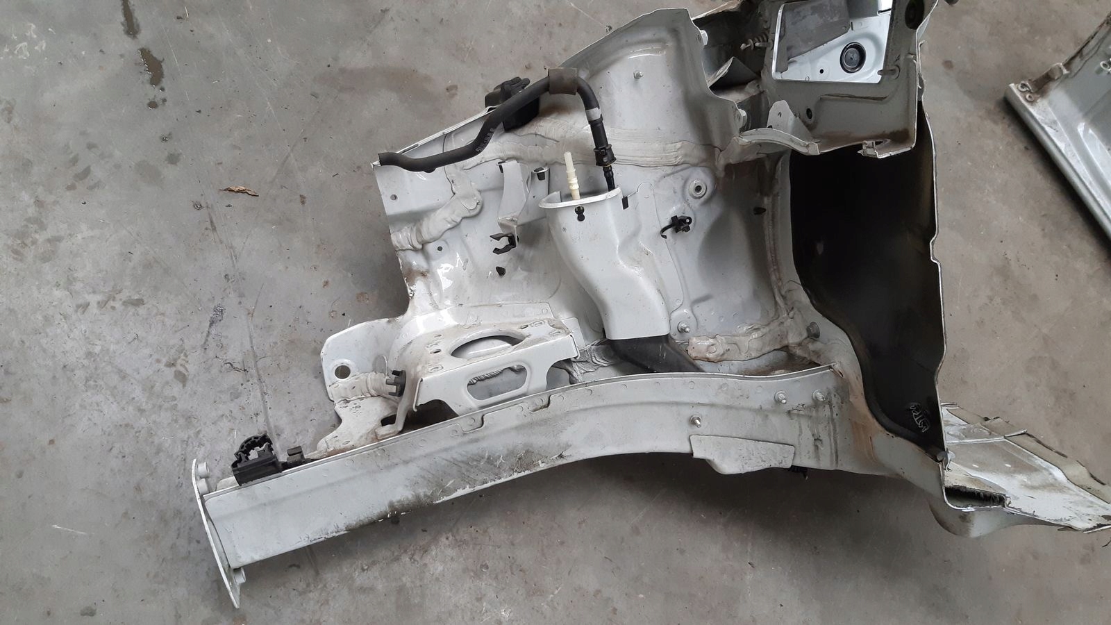 čtvrtka pravá předek přední čtvrtka Audi A1 8X 1,2 TSI LS9R