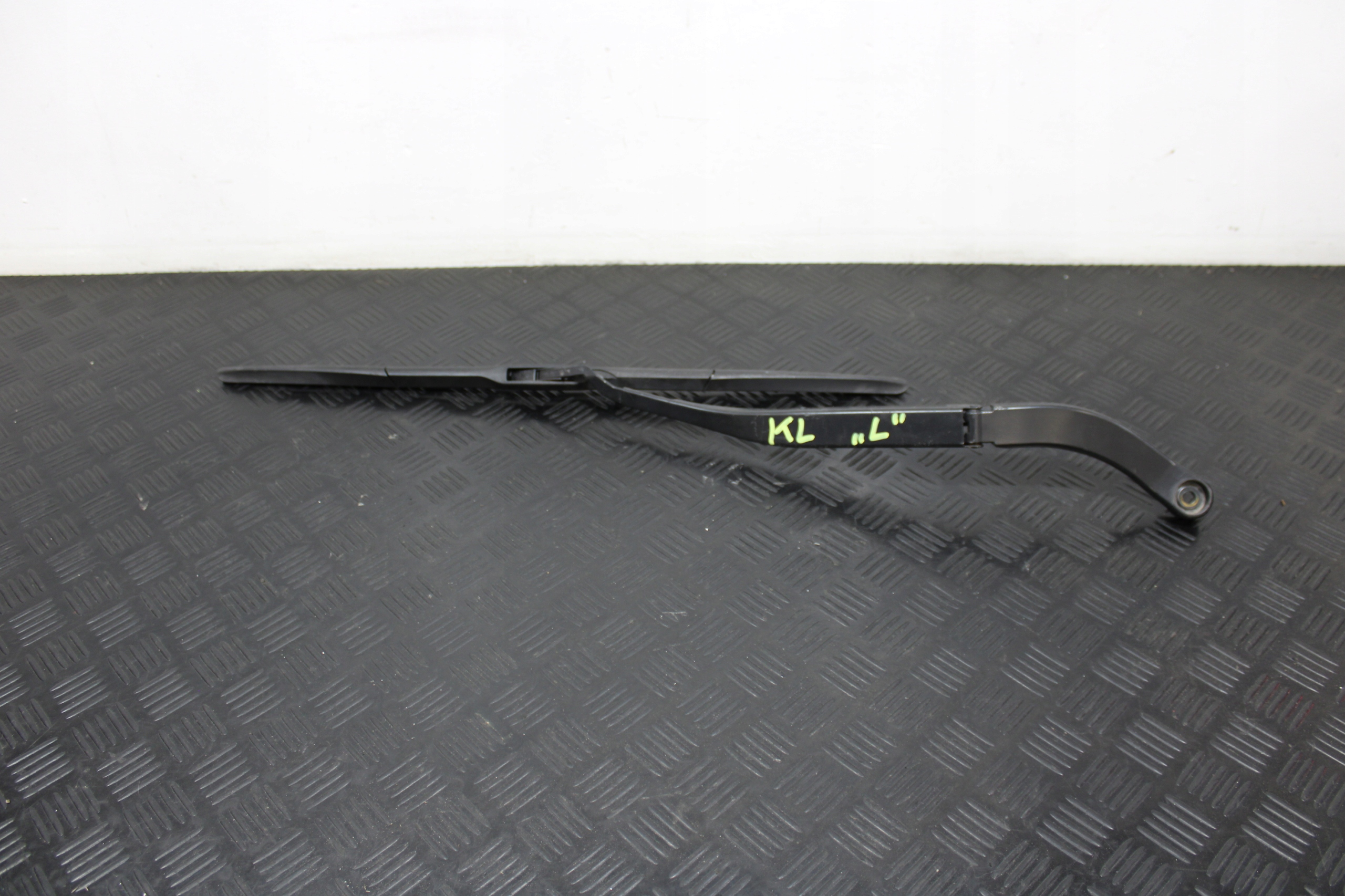 wiper arm wiper left JEEP CHEROKEE V 5 KL
