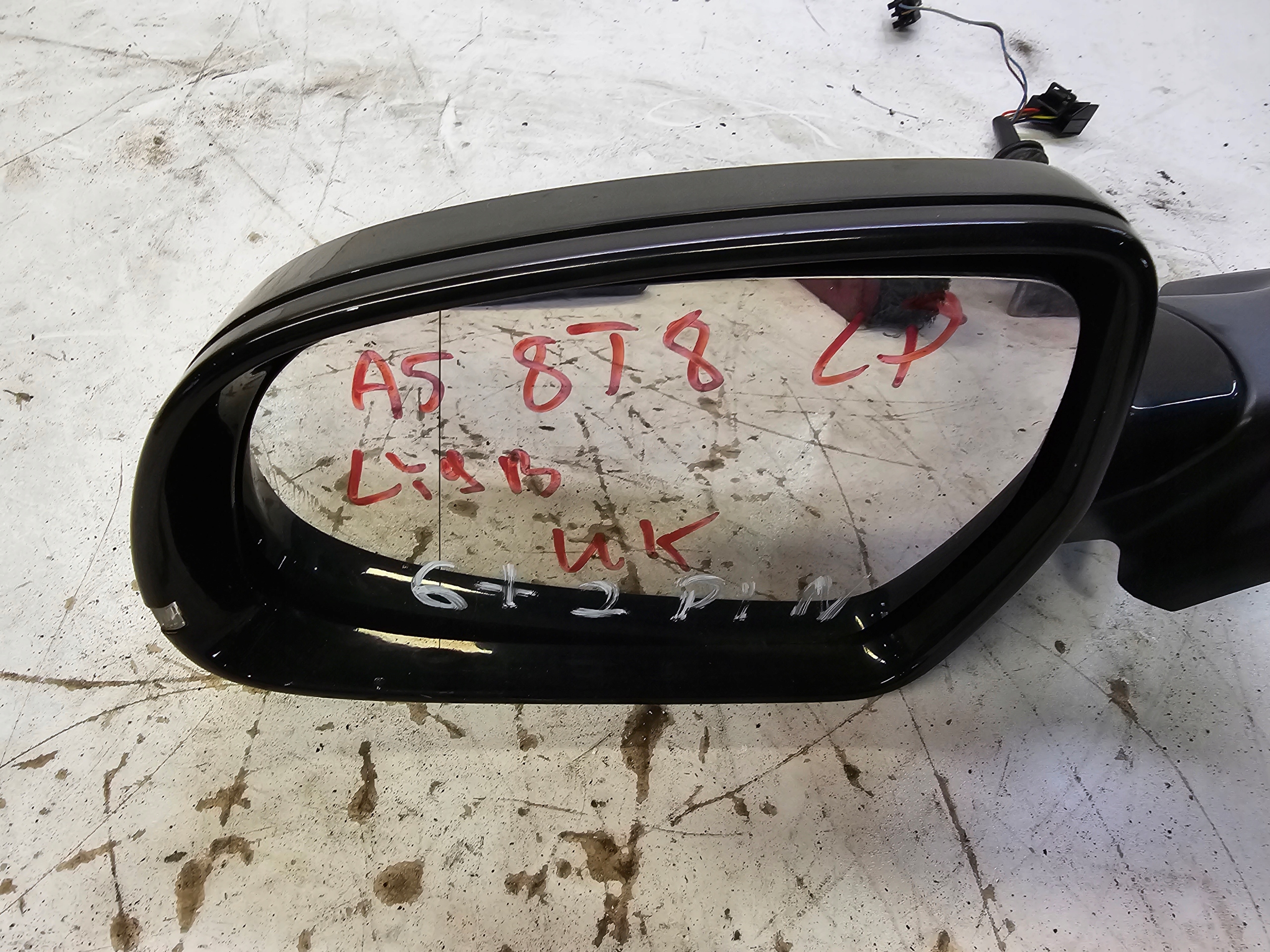 mirror exterior left AUDI A5 8T8 LY9B 6+2 UK