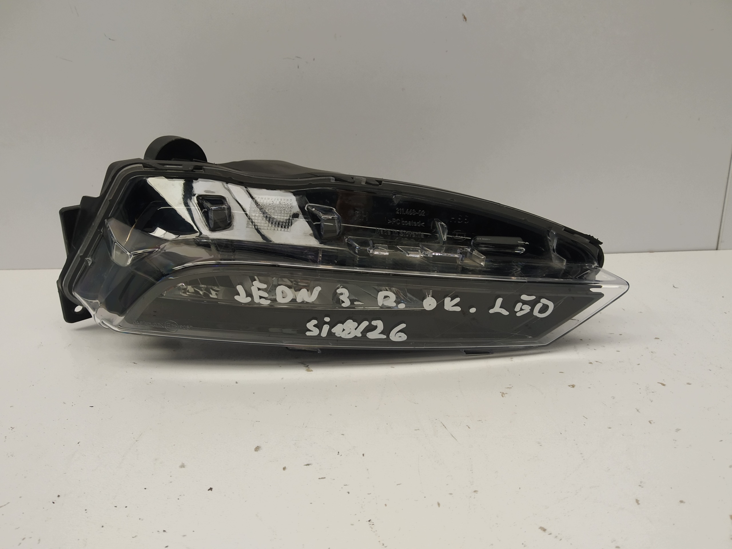 Seat Leon III lift Cupra Ateca fog light left right LED w bumper front 5F0