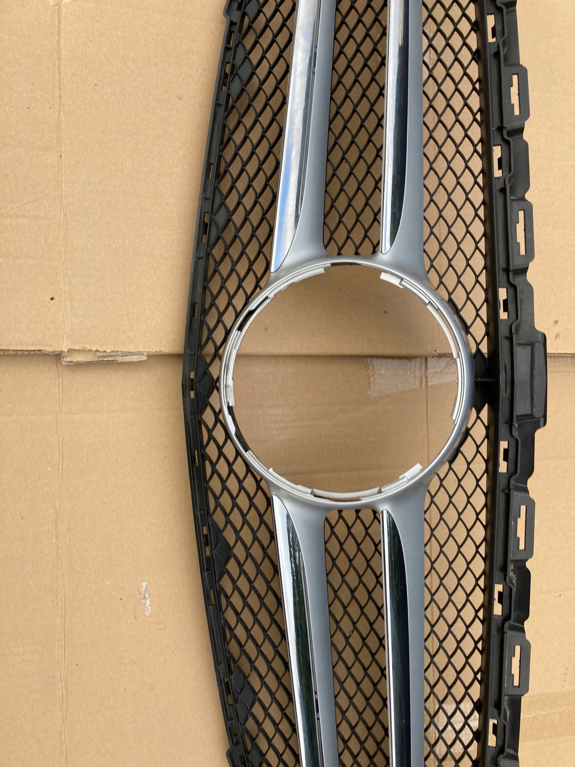Mercedes-Benz C-Klasse W205 Kühlergrill FRONTGRILL Kühlergitter A2058880023 - Thumbnail 4