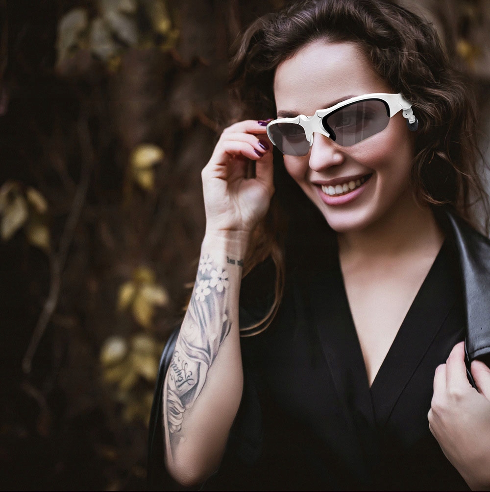 SLUCHAWKI BEZPRZEWODOWE BLUETOOTH DLA ROWERZYSTY OKULARY ROWEROWE Cechy dodatkowe filtr UV