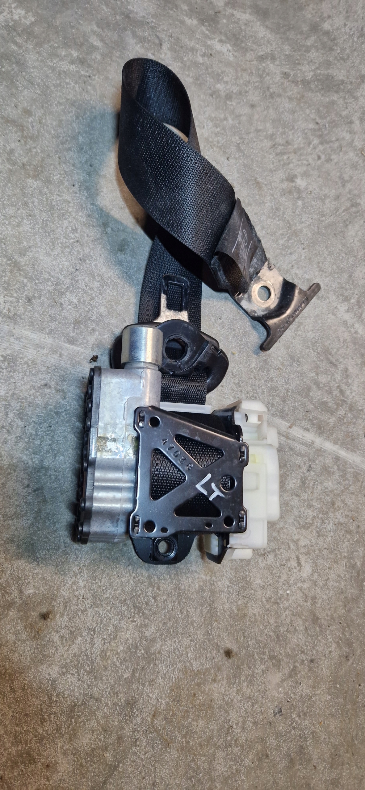 12773346 - РЕМЕНЬ БЕЗОПАСНОСТИ НАТЯЖИТЕЛЬ ЛЕВЫЙ ЗАДНИЙ SAAB 93 9-3