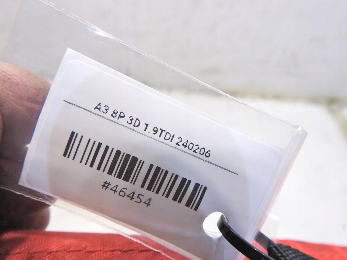 APTECZKA AUDI A3 8P 8P0860282 Producent wyrobu medycznego XXX