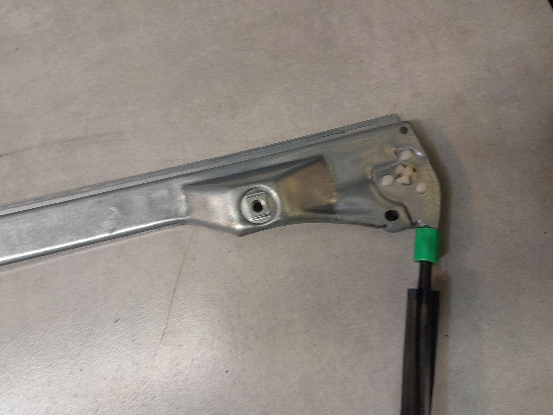 window regulator right front CLIO II 1.9 D 7700842240G
