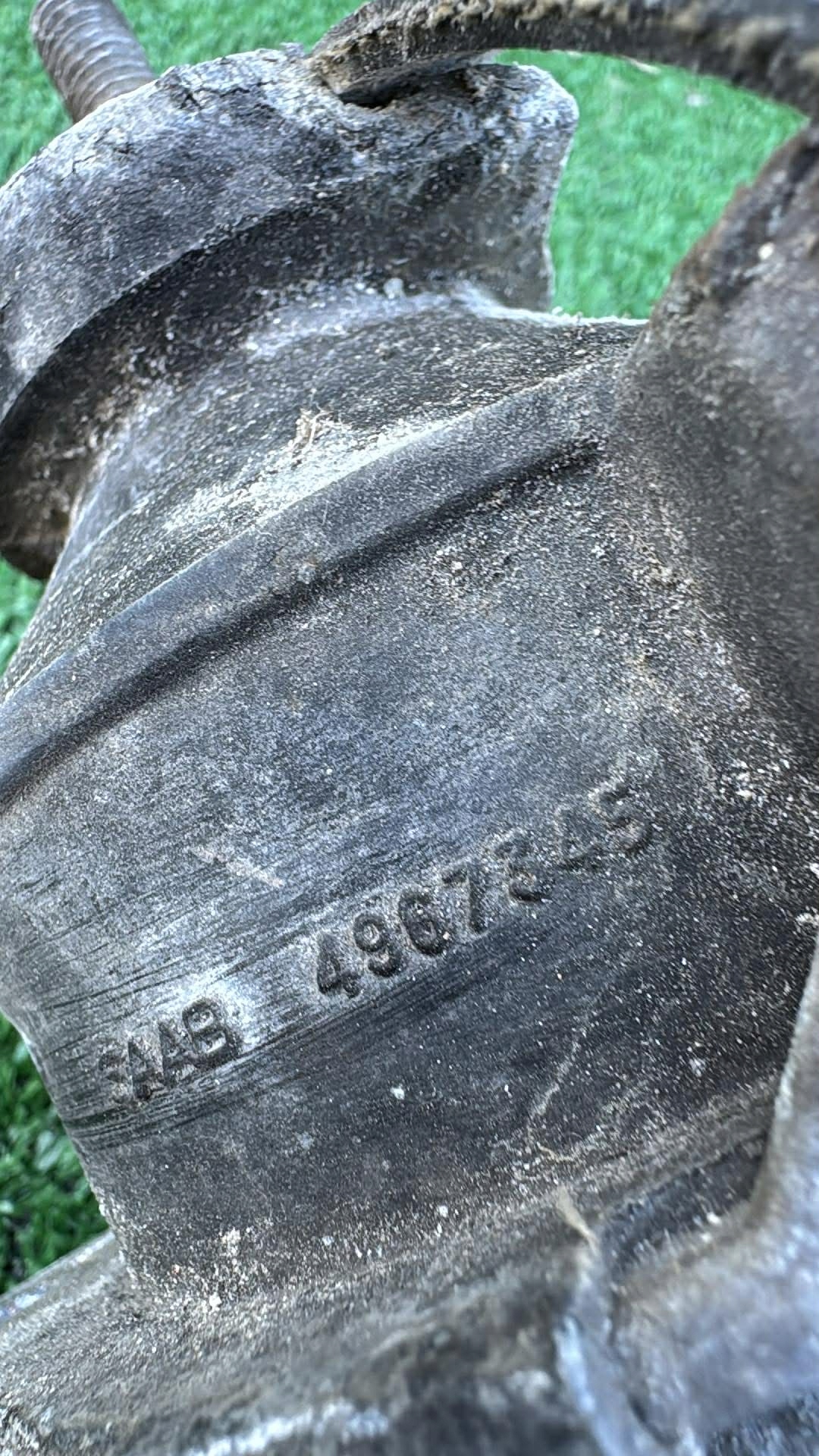 Saab 9-5 95 OE 4967345 engine mount rear rear part 2.3t