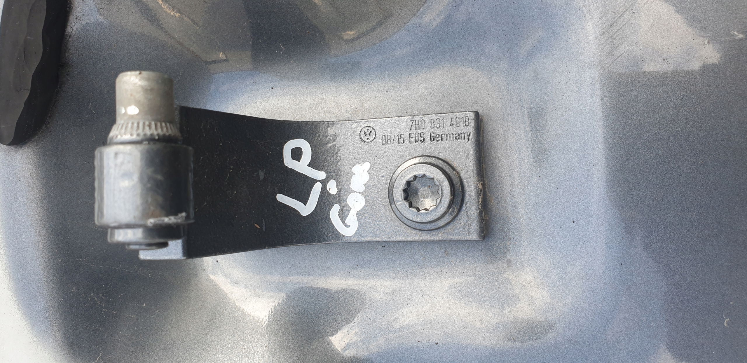 hinge door left front GORA POLOWKA VW MULTIVAN V T5 OE
