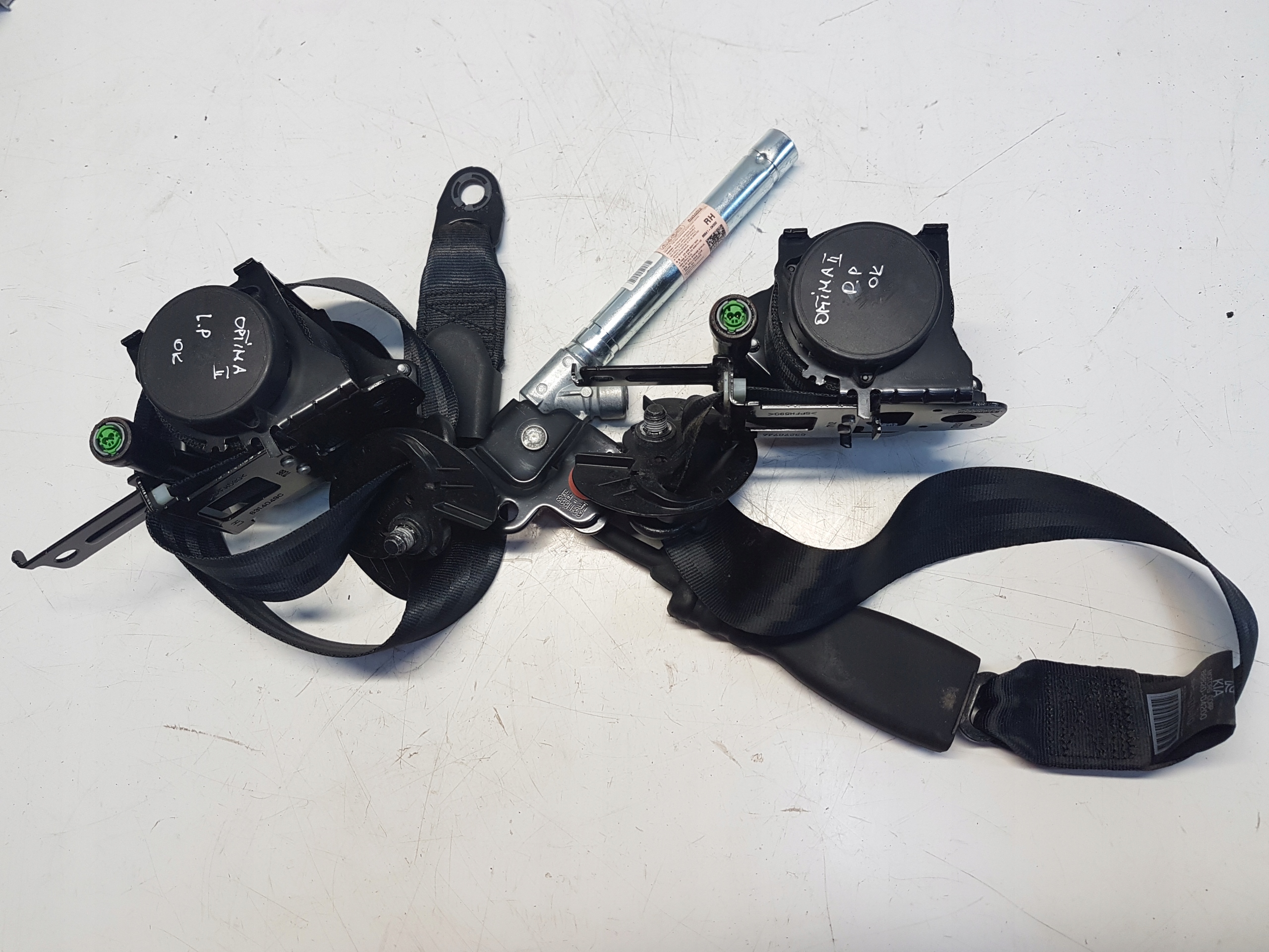 Kia OPTIMA IV ремінь безпеки передній лівий правий