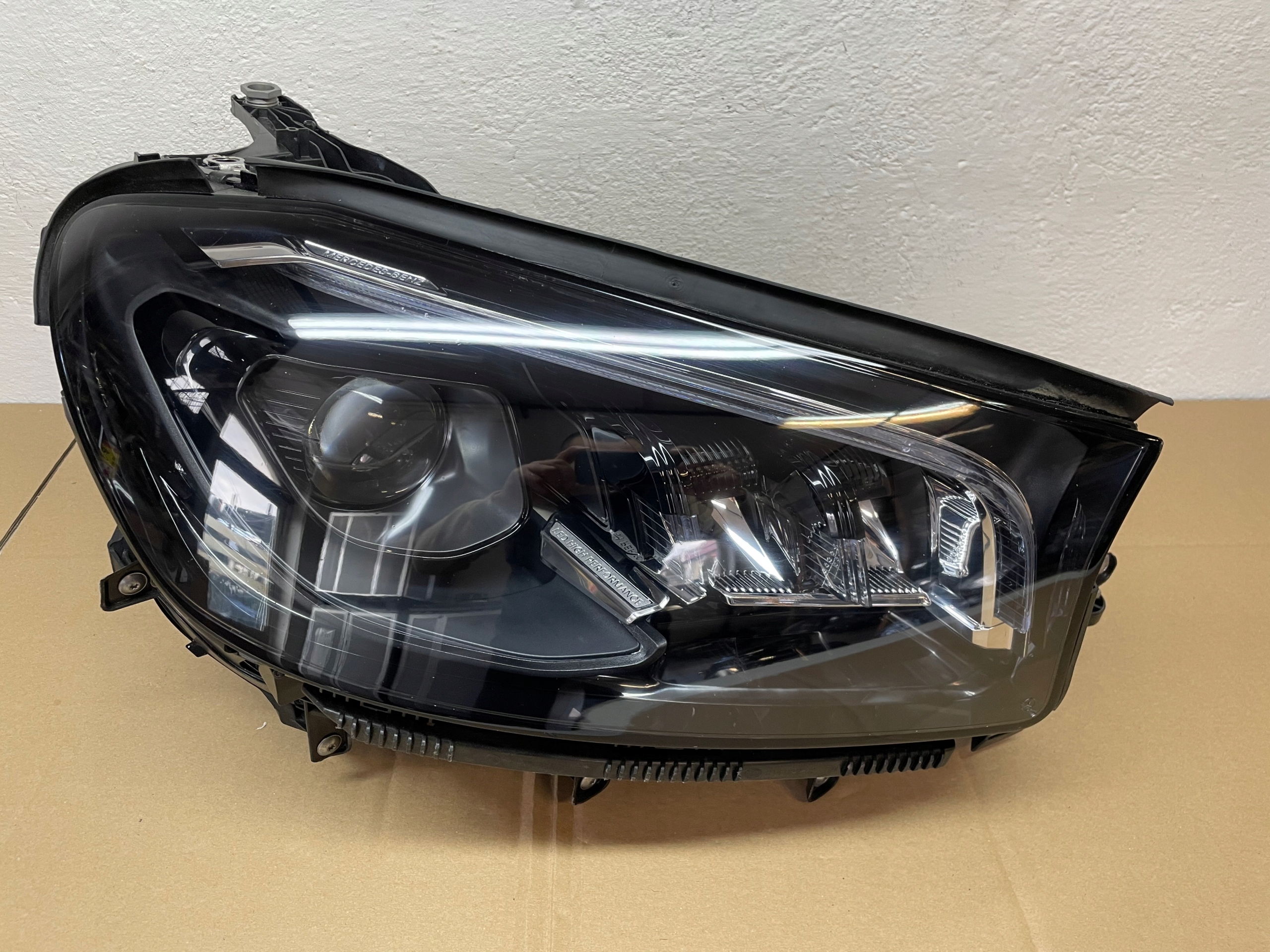 Lampa Prawa Mercedes GLS X167 Full Led Performance