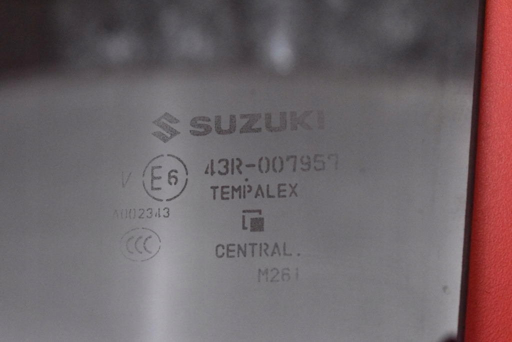 FENSTER Seitlich links heck hinten SUZUKI IGNIS 3 III 5D HB 16-21