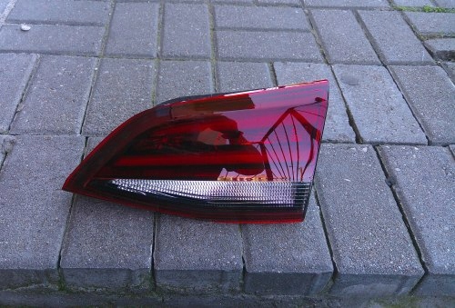 OPEL ASTRA K V KOMBI 15+ LAMPA TYLNA PRAWA KLAPA LED EU!