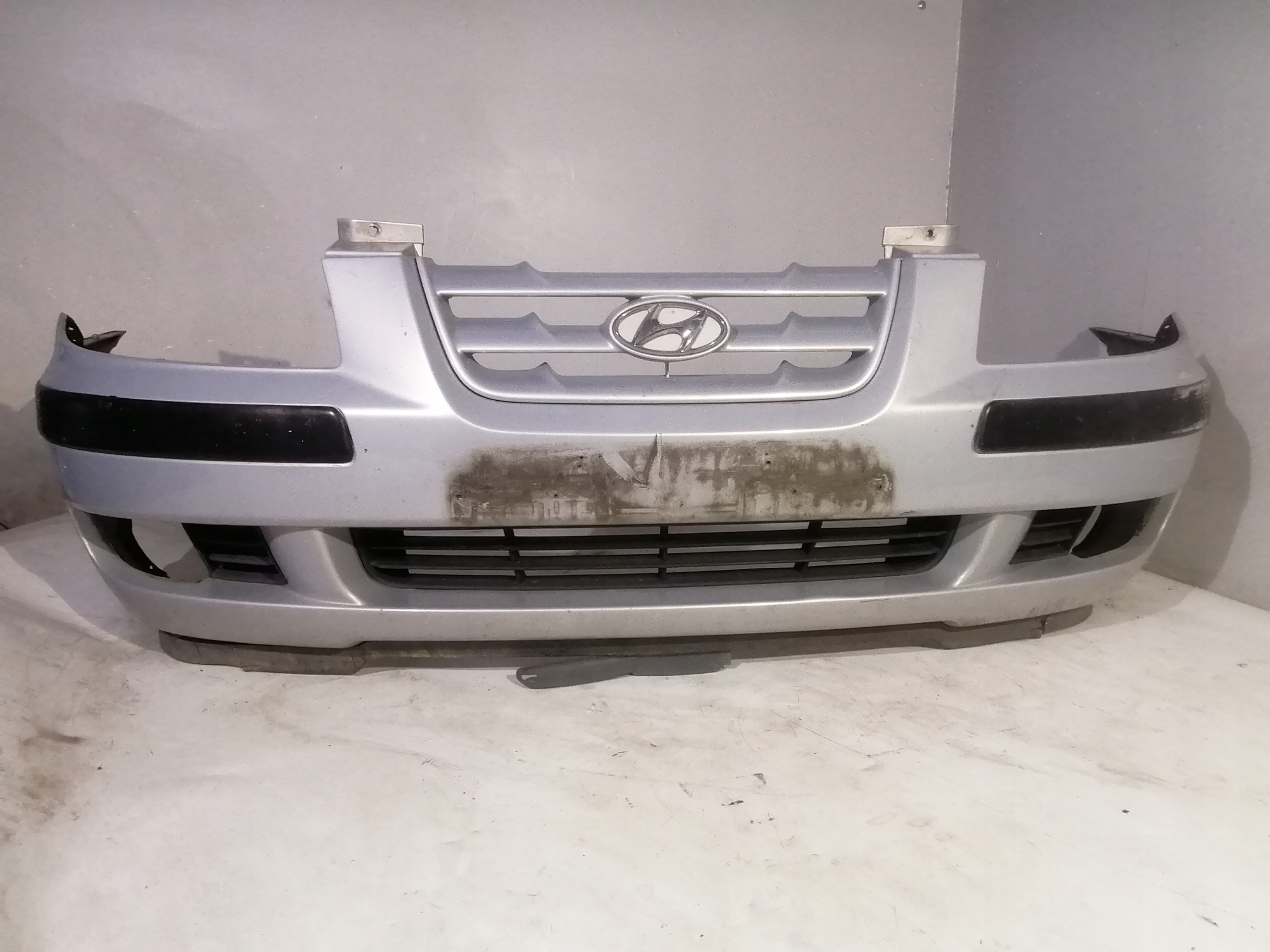 Hyundai Matrix Stoßstange vorne vorne