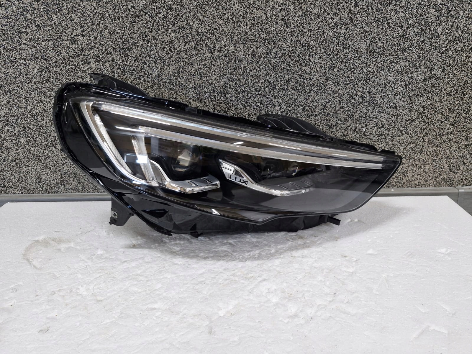 light right Opel Insignia B 2018- Full Led Led LUX