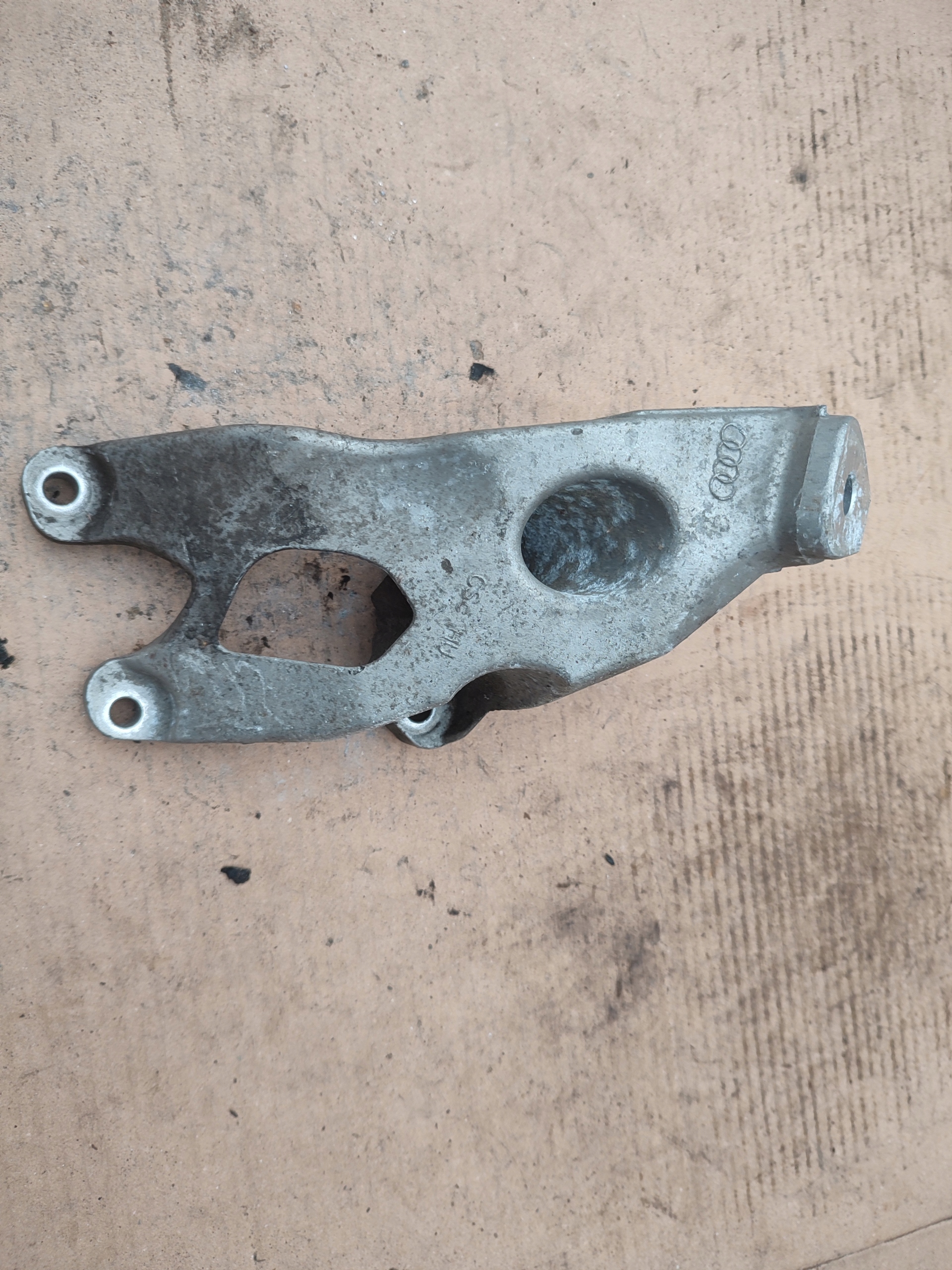 engine mount left 8K0 2.0TDI AUDI A4 B8 8K0199307BP