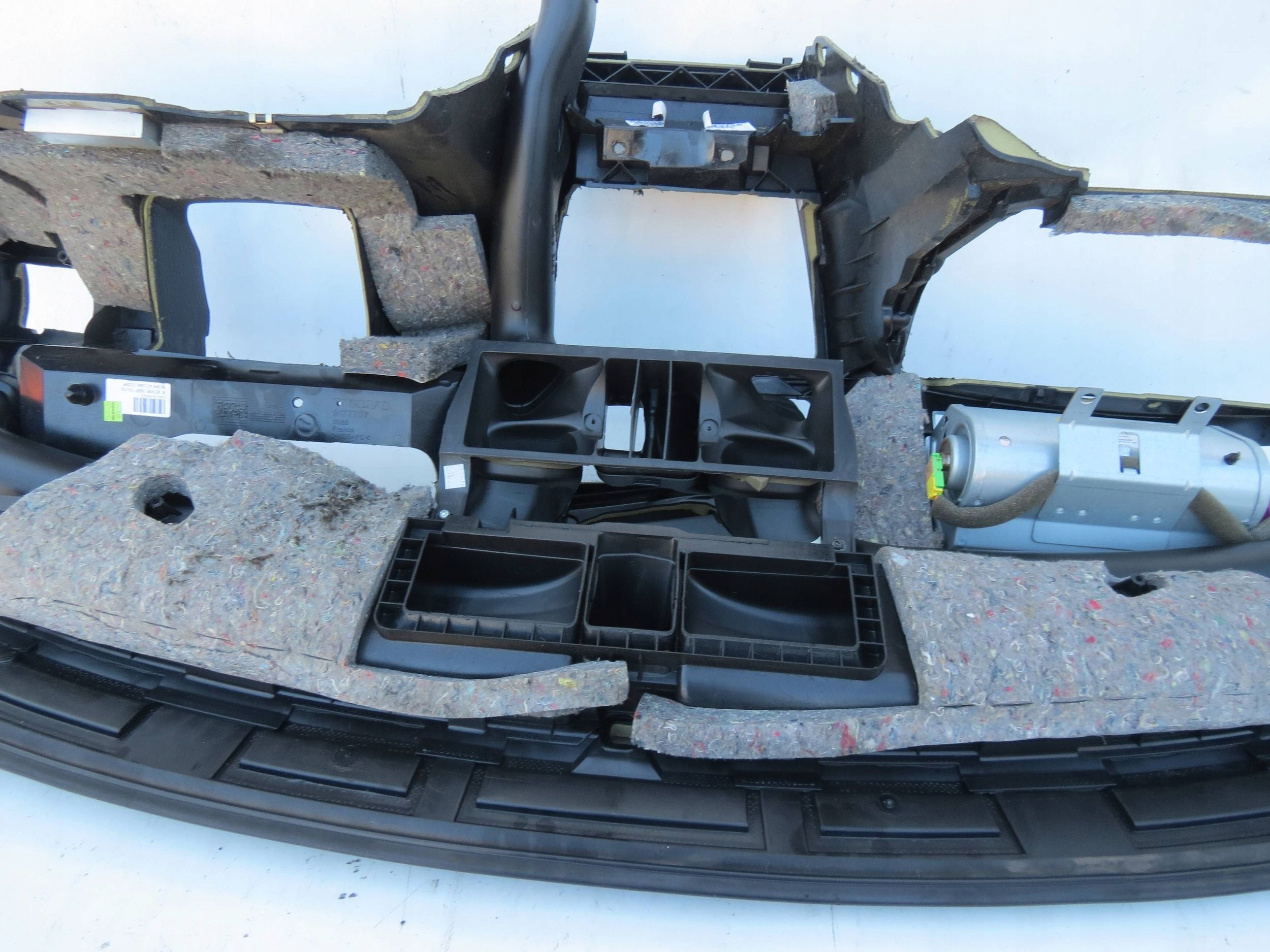 dashboard instrument panel VOLVO XC70 II CROSS AWD 2.4D 185KM 2000-2007r 39873728