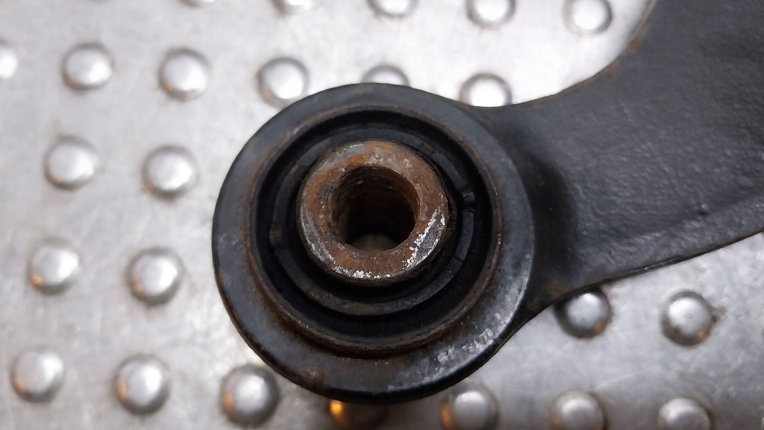 Querlenker links rechts heck 1M51-5500-AA FORD FOCUS MK1 HB MAZDA 3 BK BL 5 CW