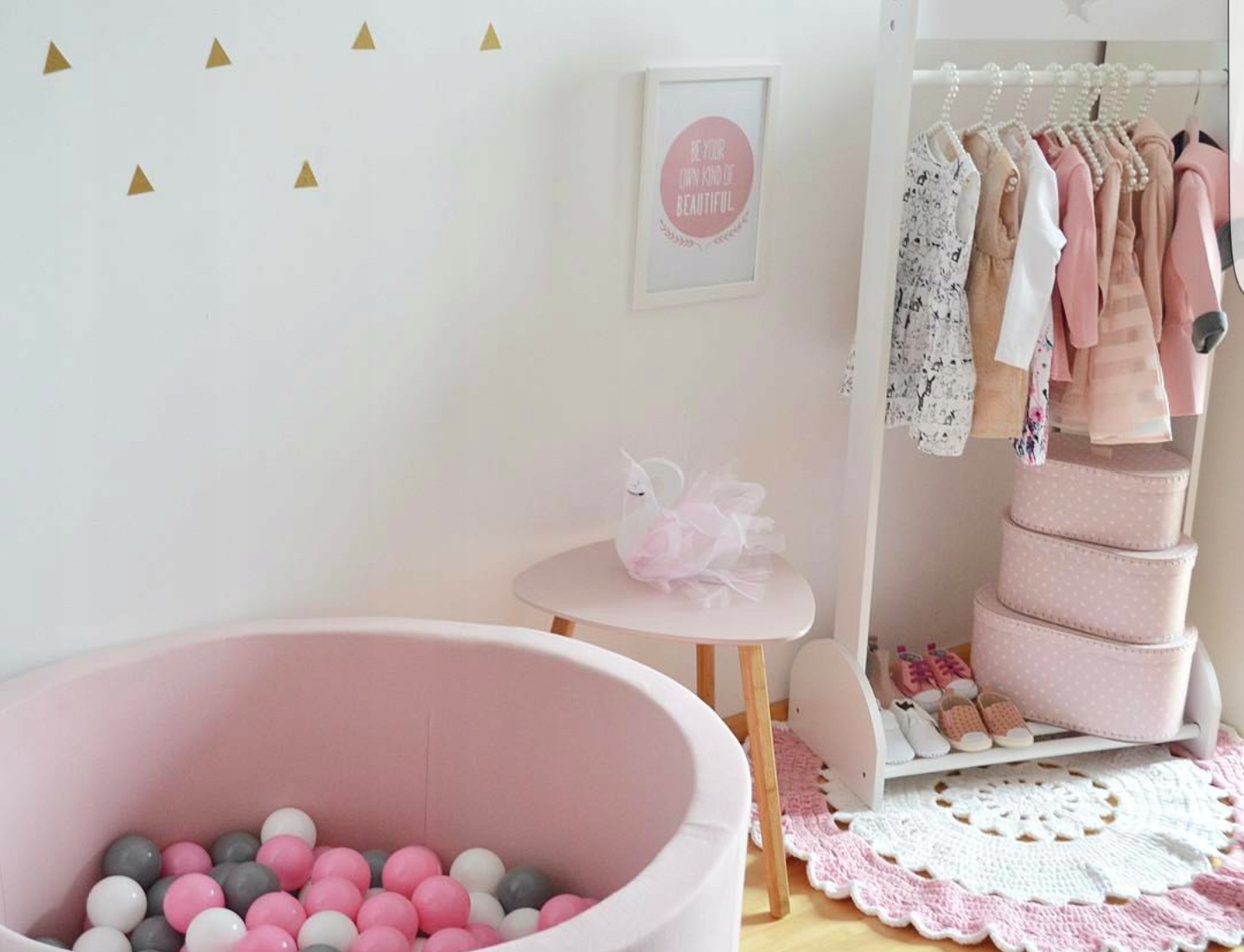 Suchy Basen z Piłkami 90x30 dla Dzieci Różowy Smart 200 piłek MISIOO Waga produktu z opakowaniem jednostkowym 3.6 kg