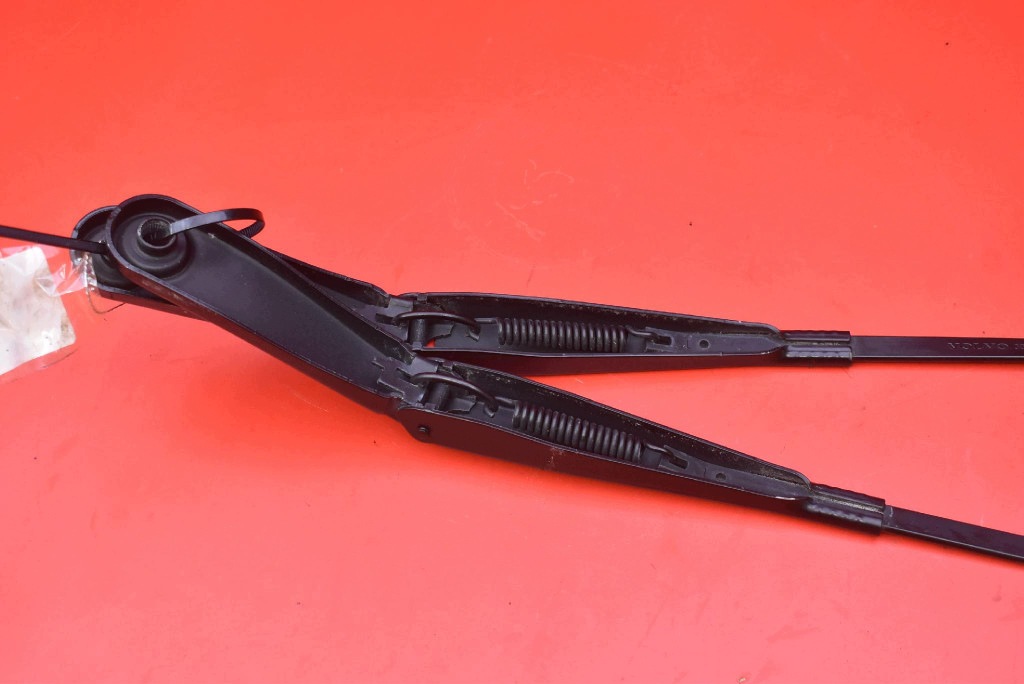 wiper arm front EU 30753504 VOLVO V60 1 and 10-13