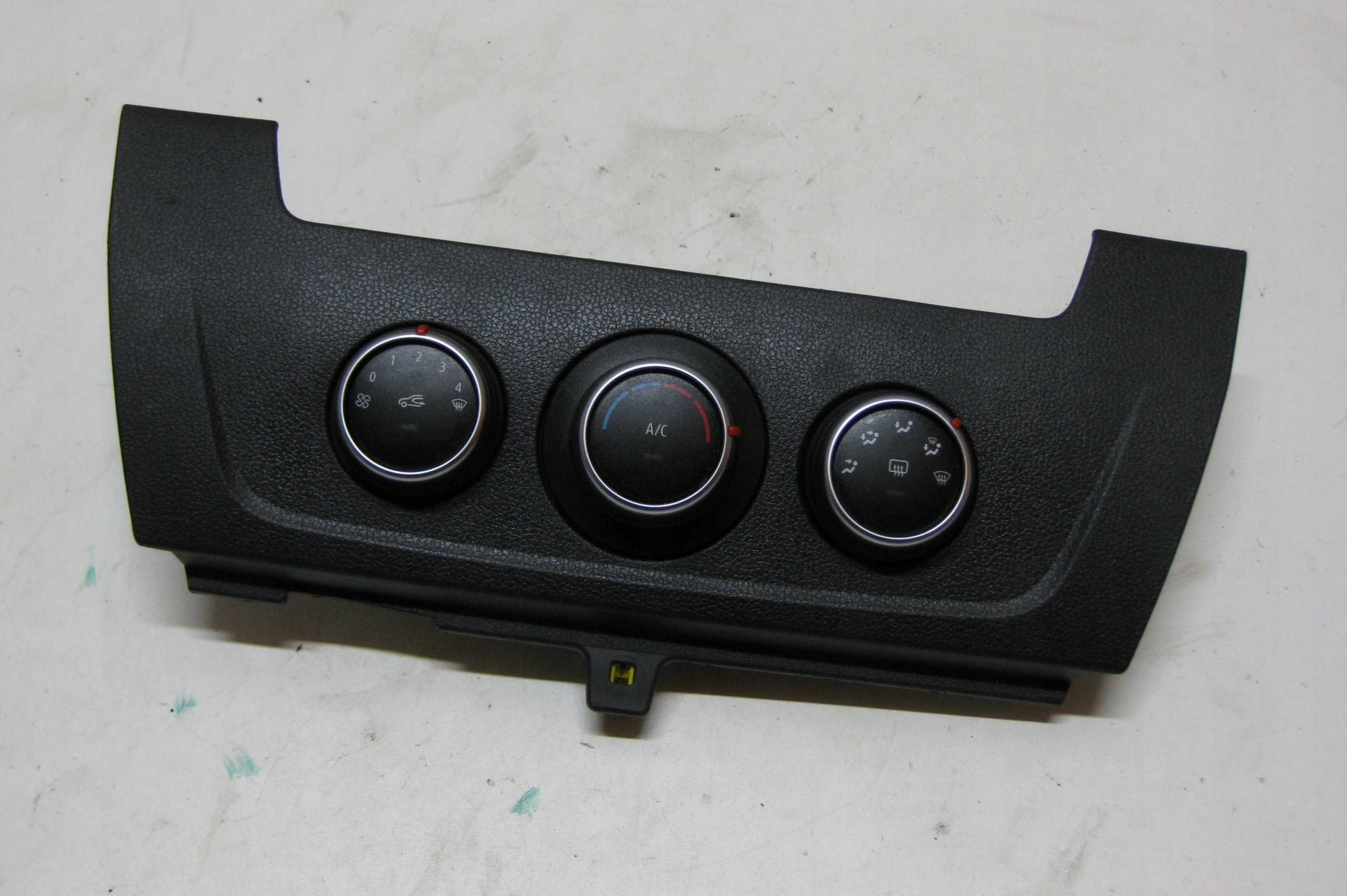 RENAULT MASTER III PANEL switch air conditioning devices 275106521R