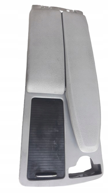 MERECDES W204 armrest SKORZANY passenger compartment