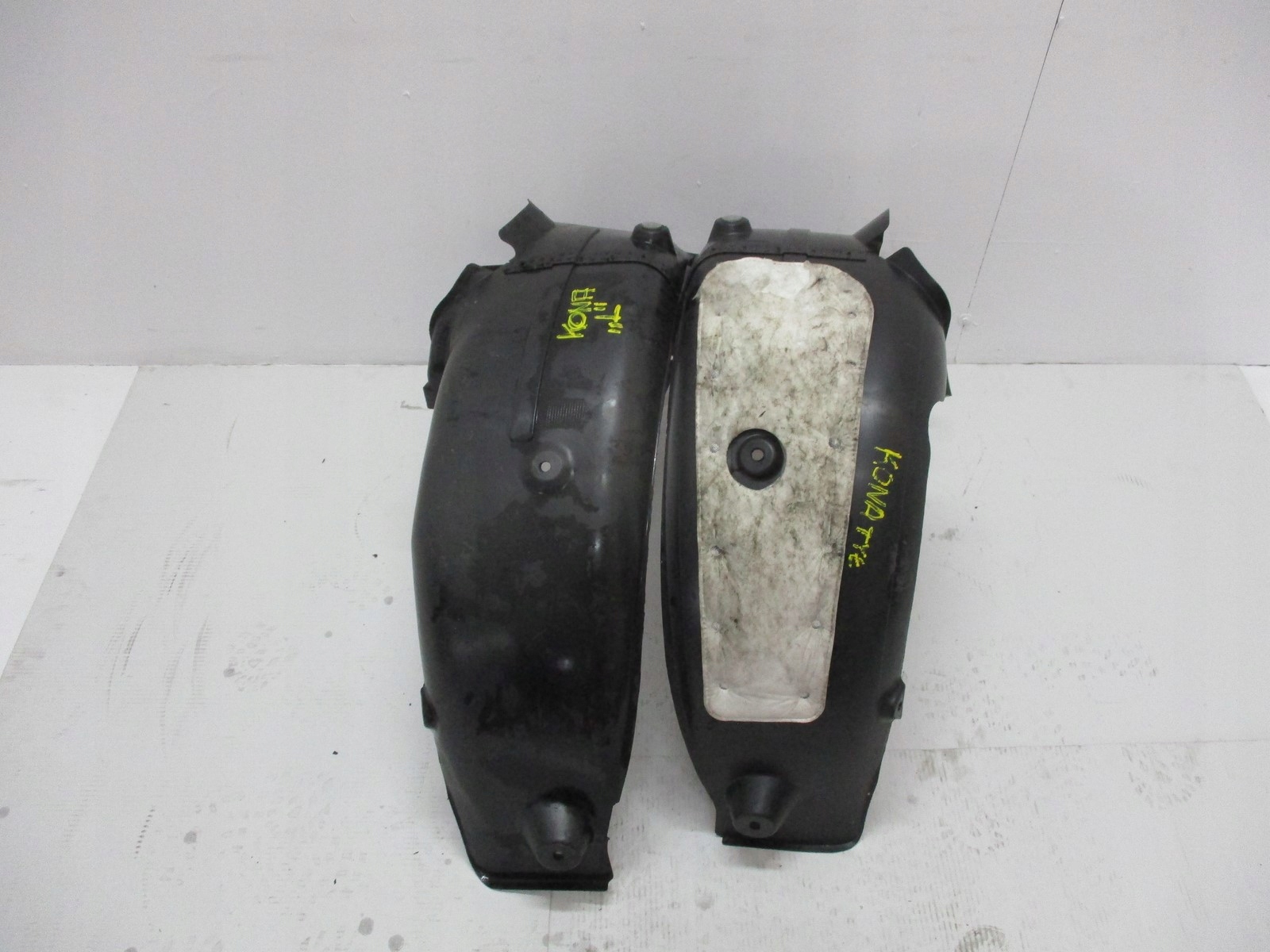mudguard HYUNDAI KONA 86822-J9000 right