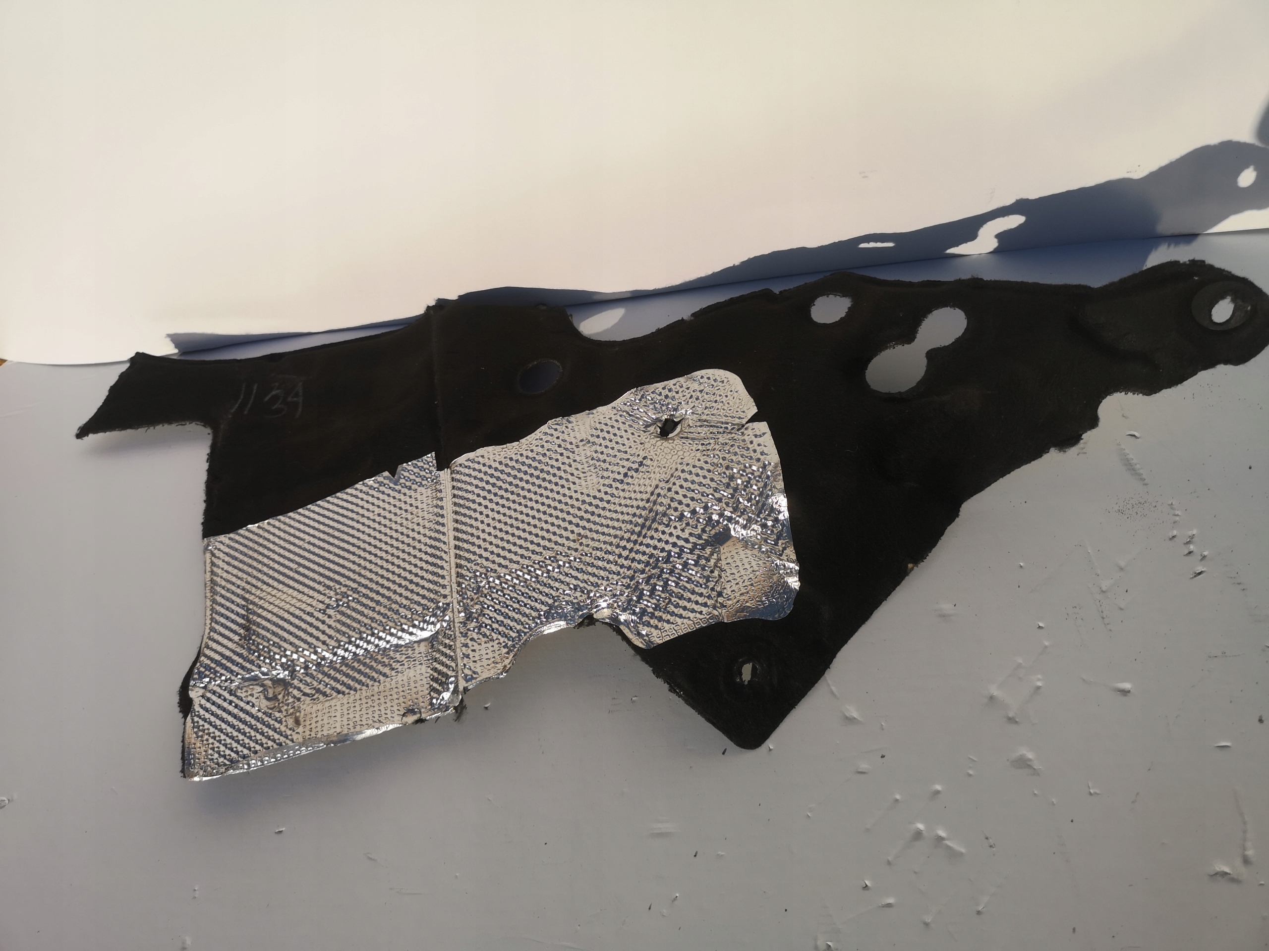 GLE W166 WYGŁUSZENIE ŚCIANY GRODZIOWEJ