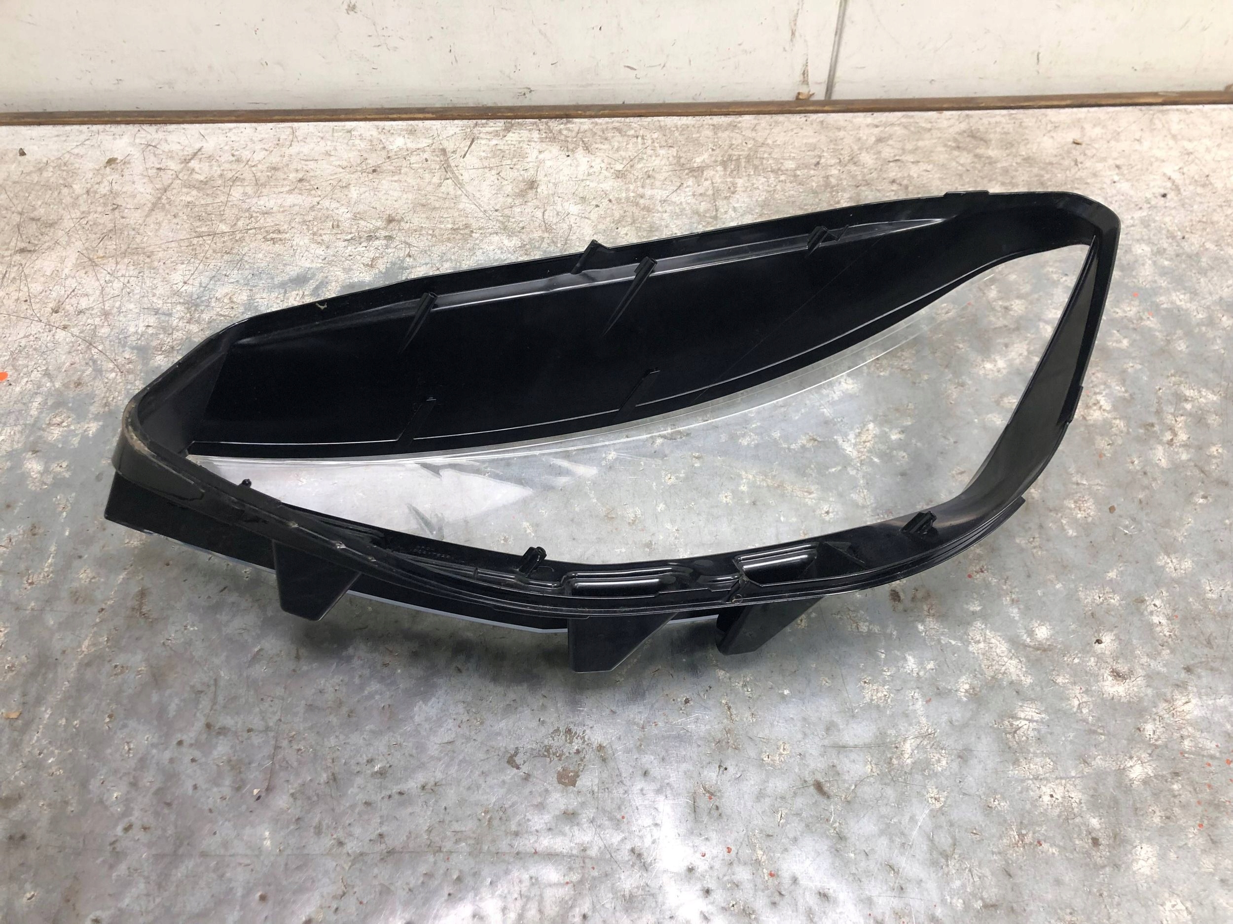 KLOSZ lights right front VW ID4 ID.4