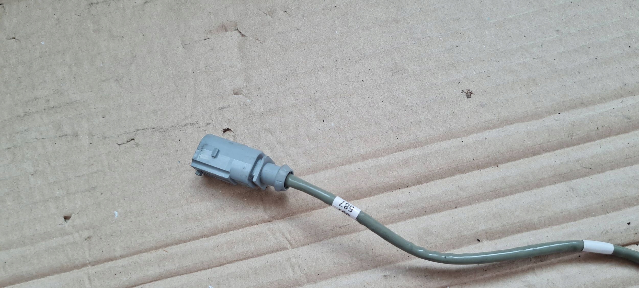 A6 C8 4K Sensor TEMPERATURY Gase 2.0 TDI 05L906088BK A7 4K