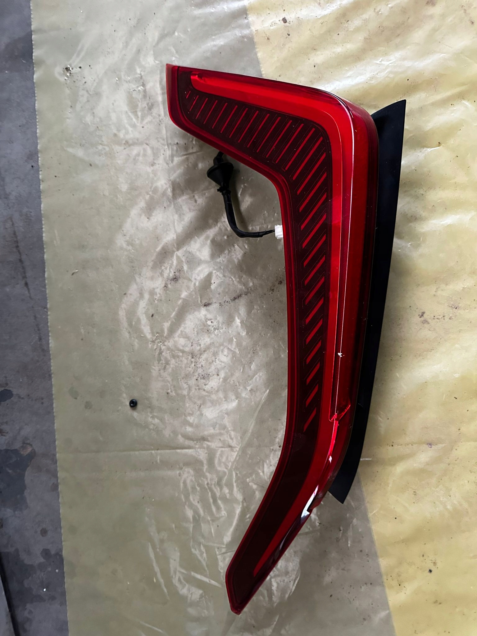 задний фонарь NIRO II