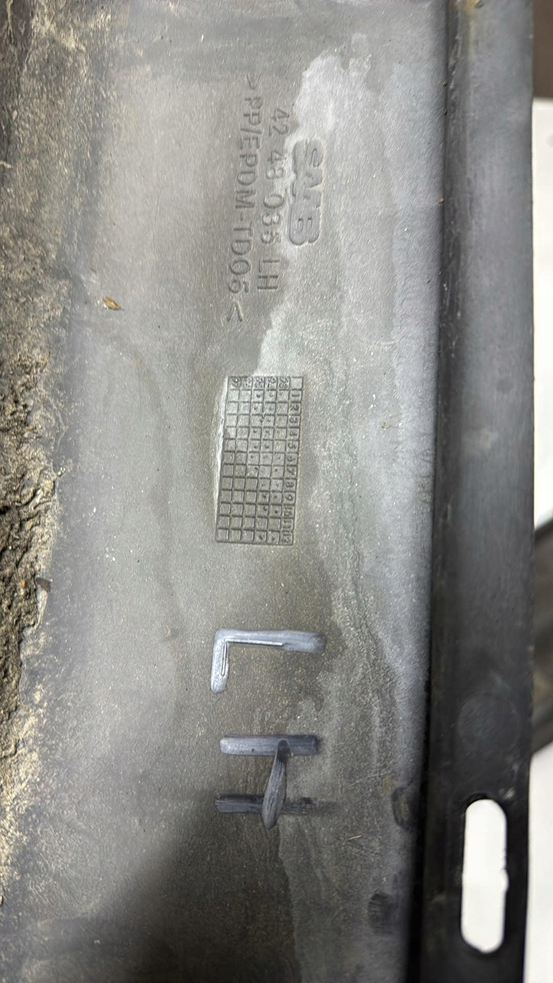 4248027 RH 4248035 LH SAAB mouldings threshold KOMPLET left right